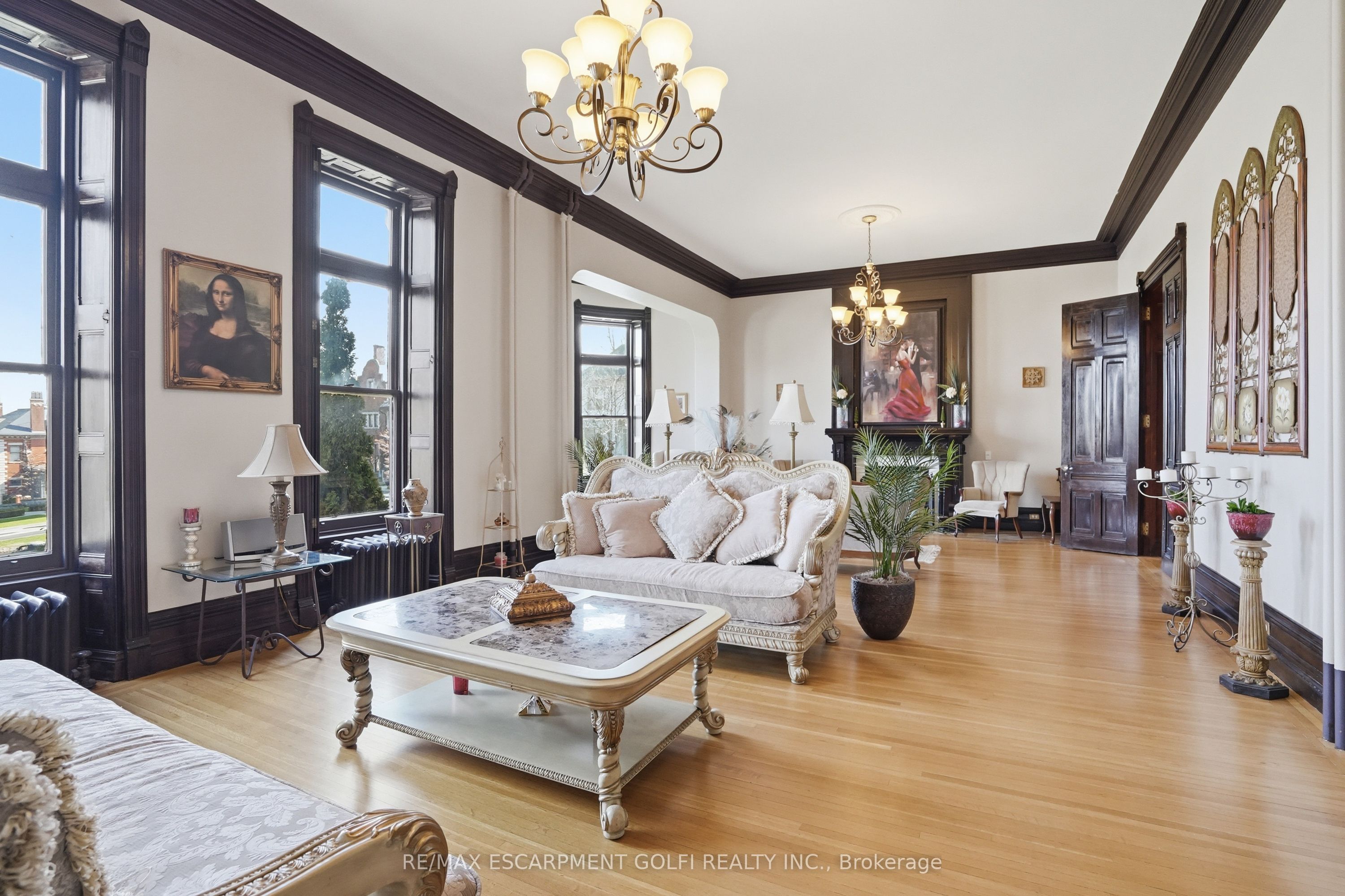 26 Ravenscliffe Avenue Property Photo 8
