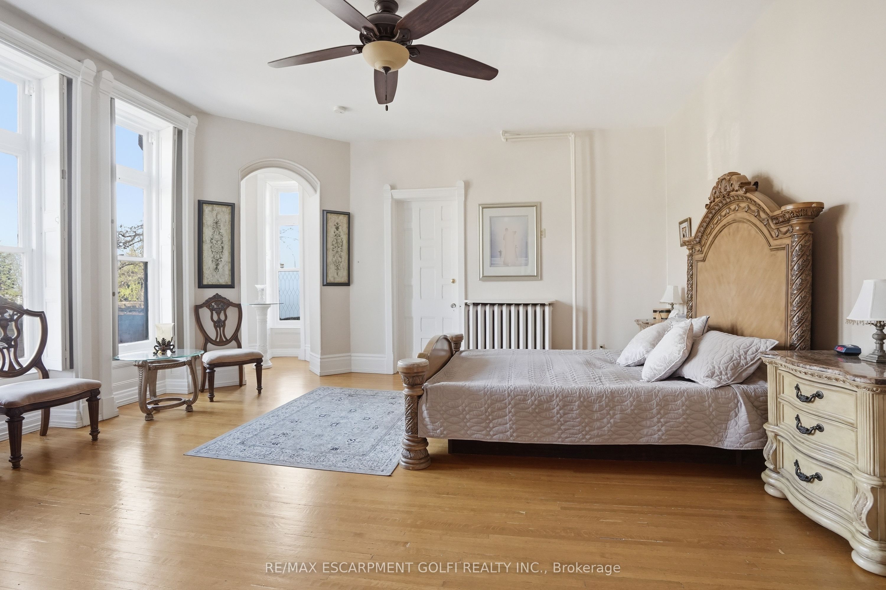 26 Ravenscliffe Avenue Property Photo 19
