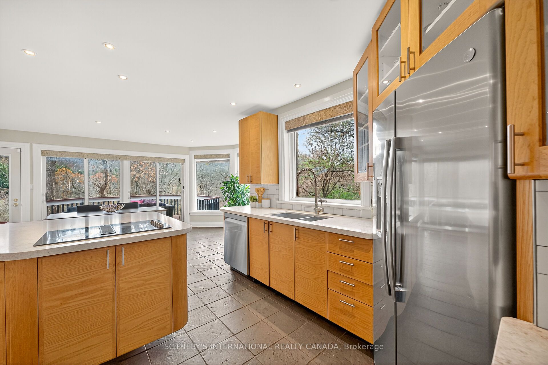 774 Old Dundas Road Property Photo 15