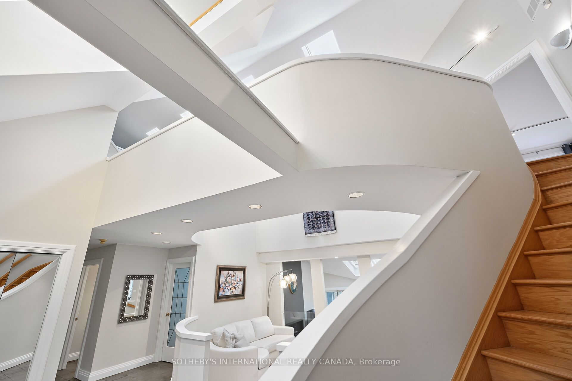 774 Old Dundas Road Property Photo 21