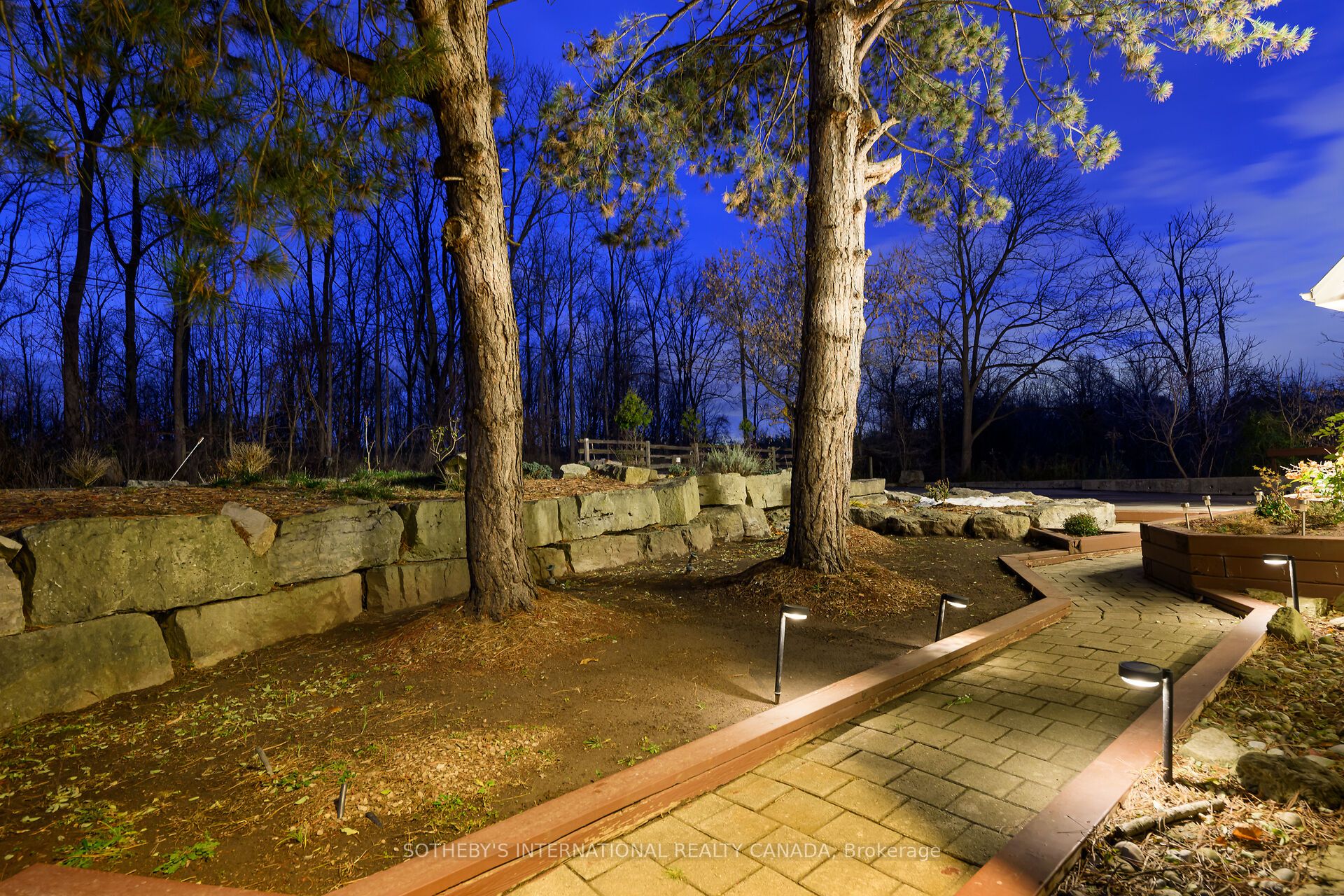 774 Old Dundas Road Property Photo 45