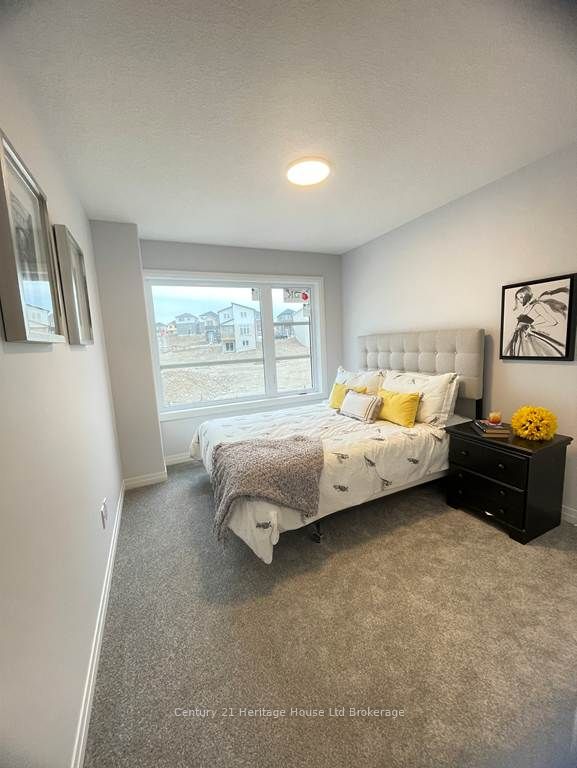 X13004184 Property Photo 12