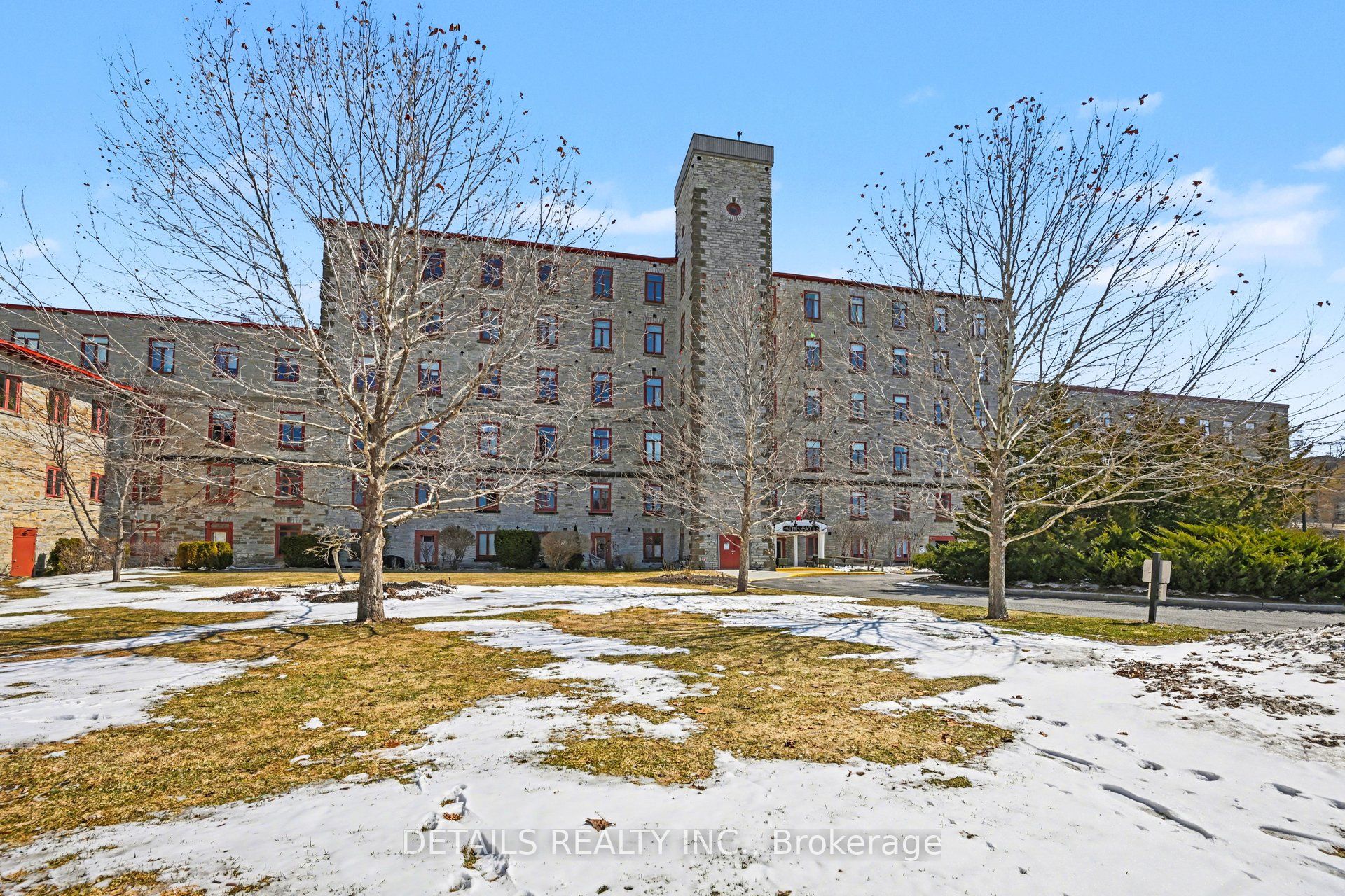 1 Rosamond Street E 311 Property Photo 2