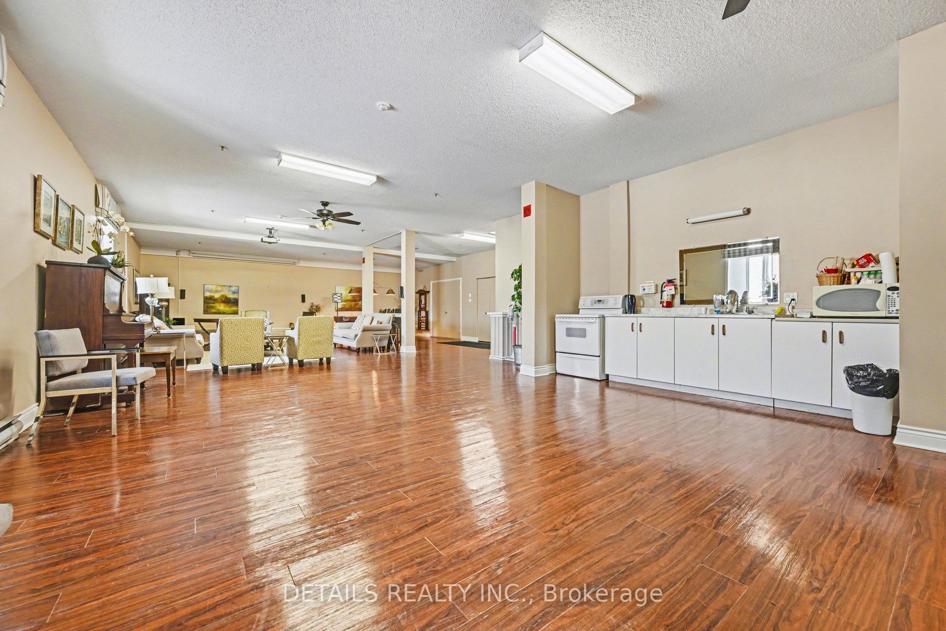 1 Rosamond Street E 311 Property Photo 17