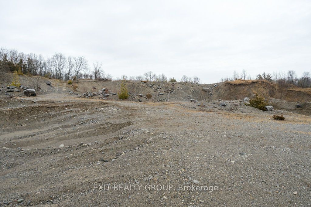755 Naphan Road Property Photo 22
