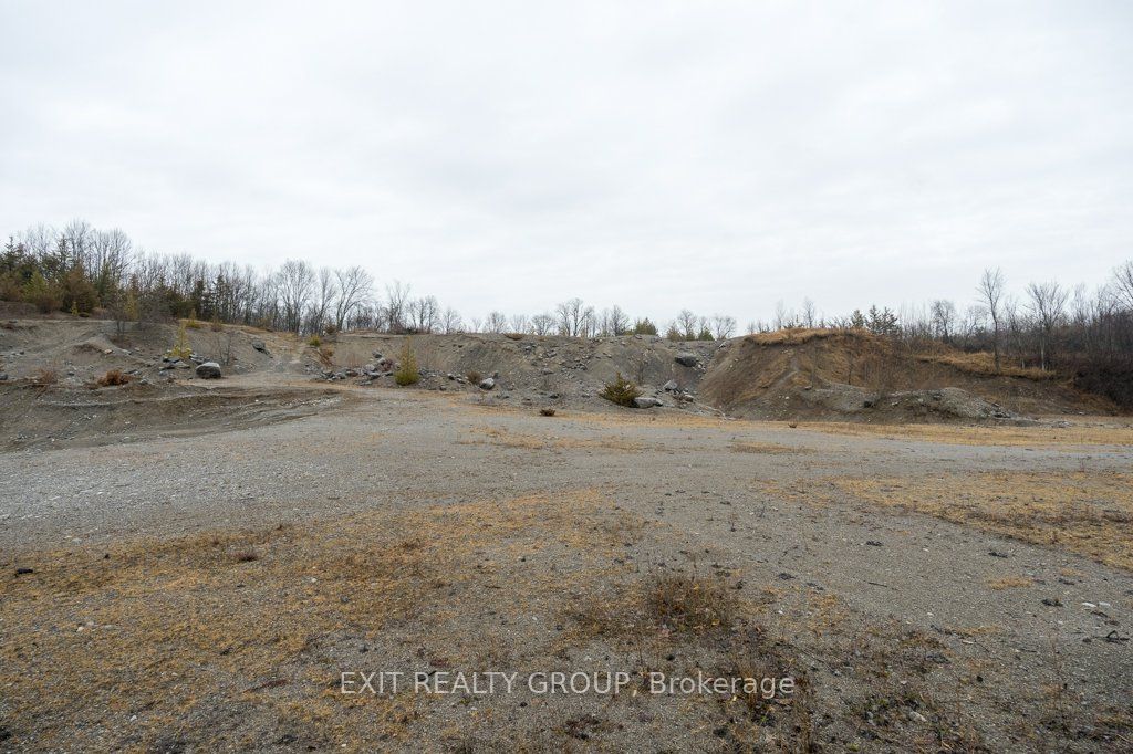 755 Naphan Road Property Photo 23