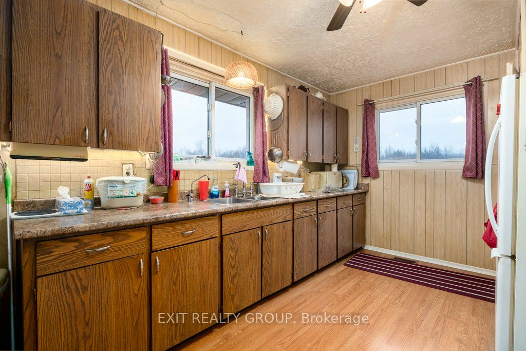 755 Naphan Road Property Photo 27