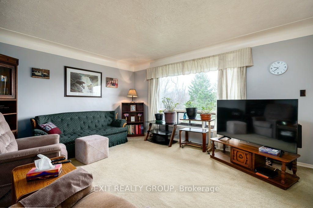755 Naphan Road Property Photo 29