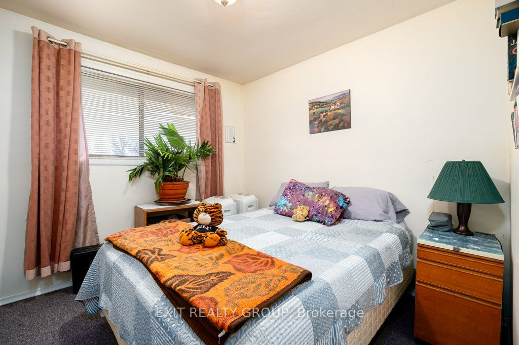755 Naphan Road Property Photo 32
