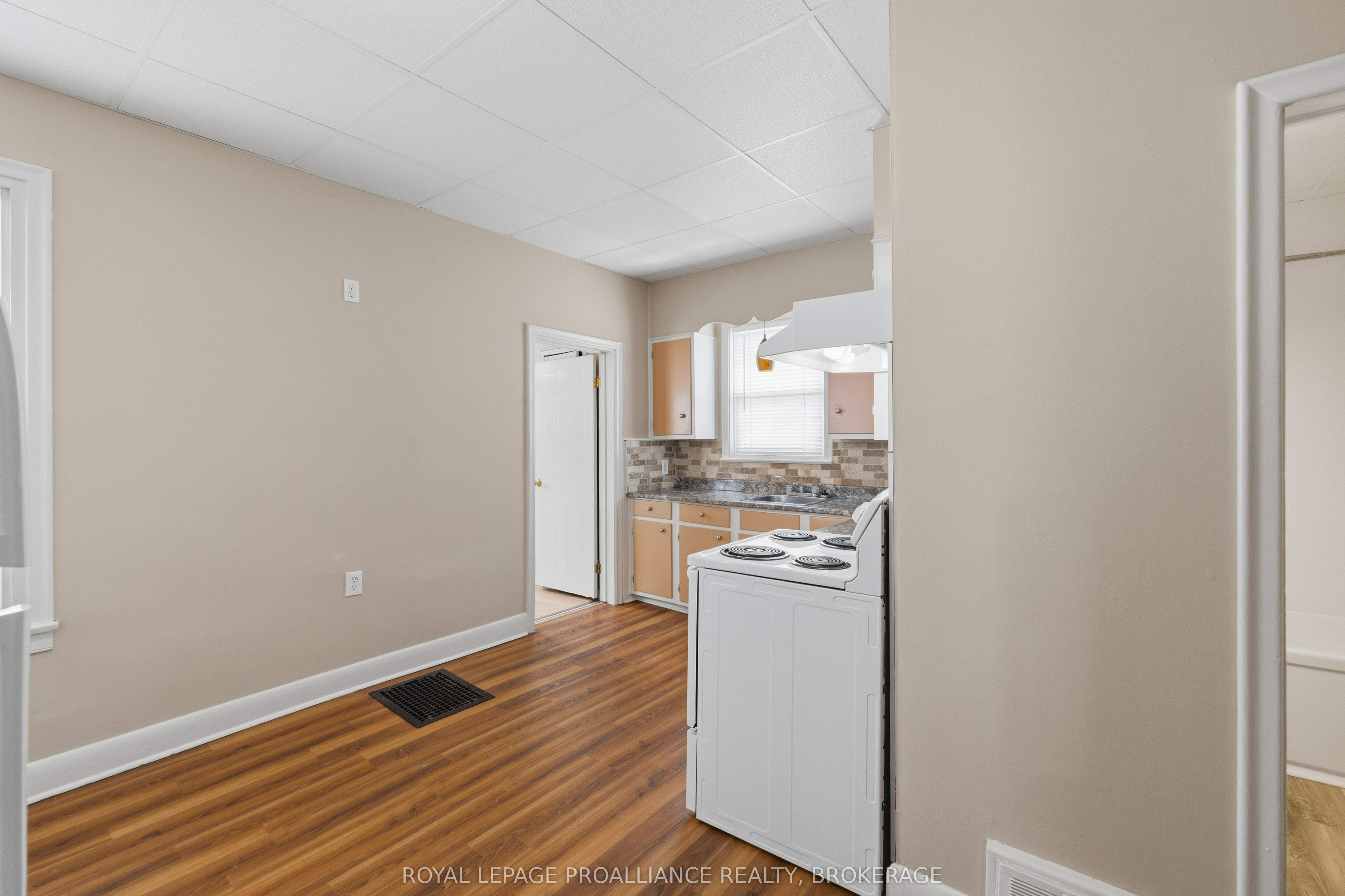 624 Princess Street Property Photo 19