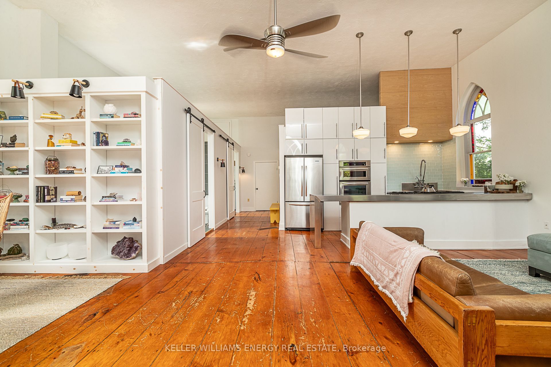 1637 Highway 62 Property Photo 9