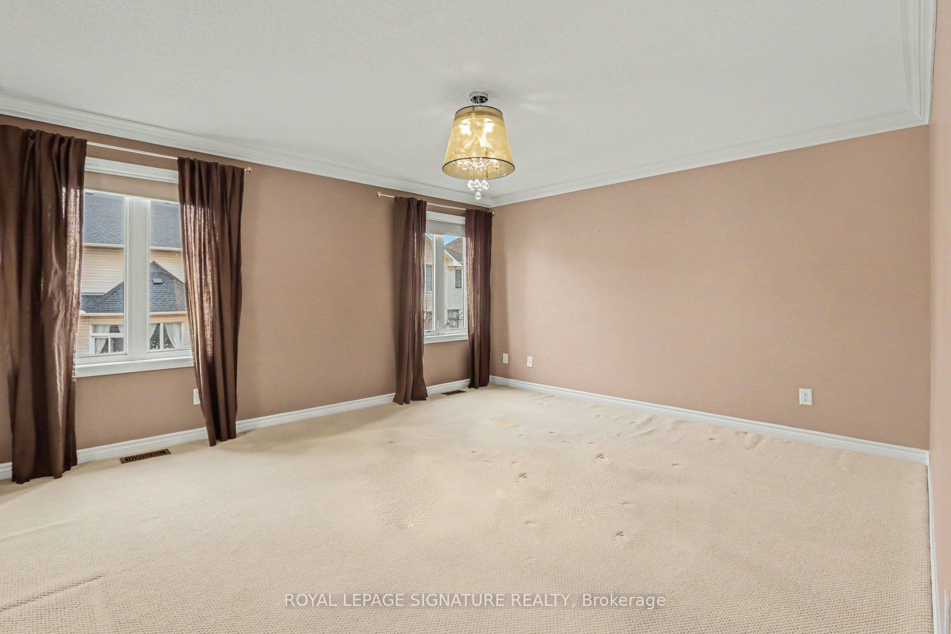 129 Tapestry Drive Property Photo 14