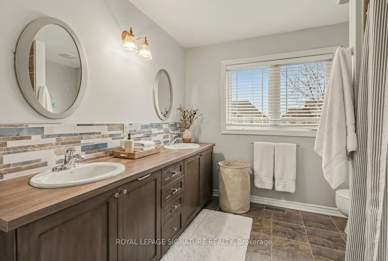 129 Tapestry Drive Property Photo 21