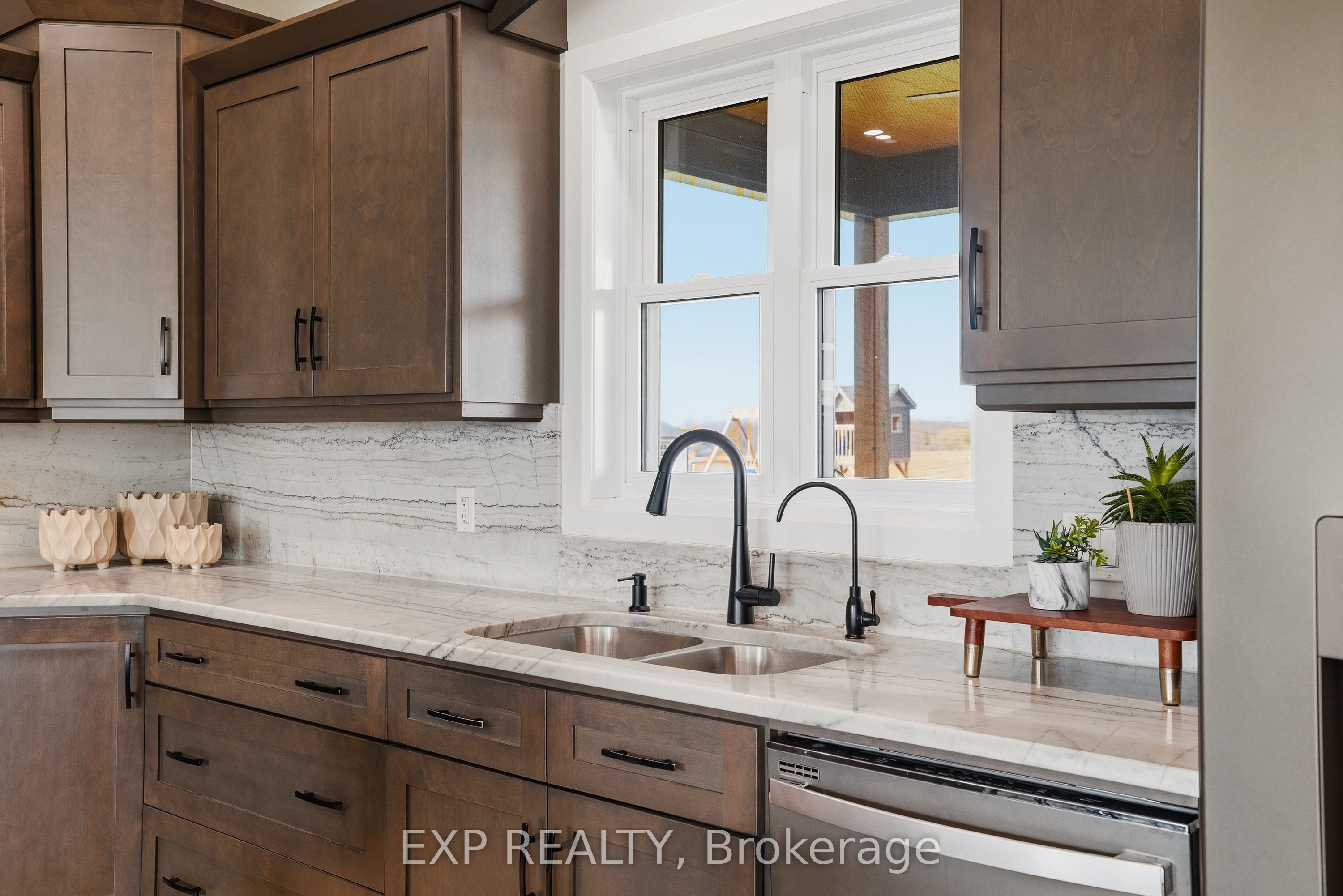 43830 Cranbrook Road Property Photo 9