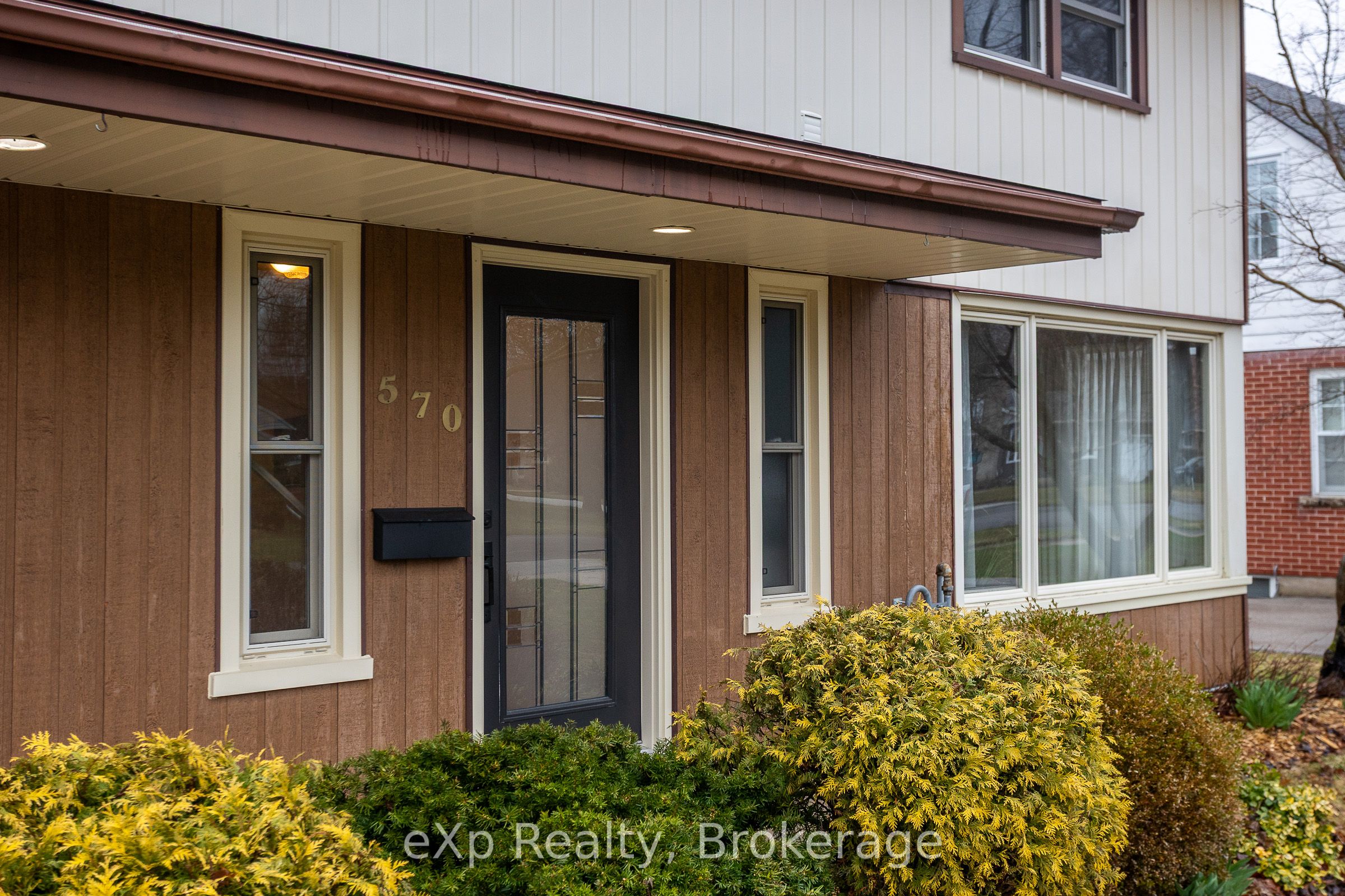 570 7th Street W Property Photo 2