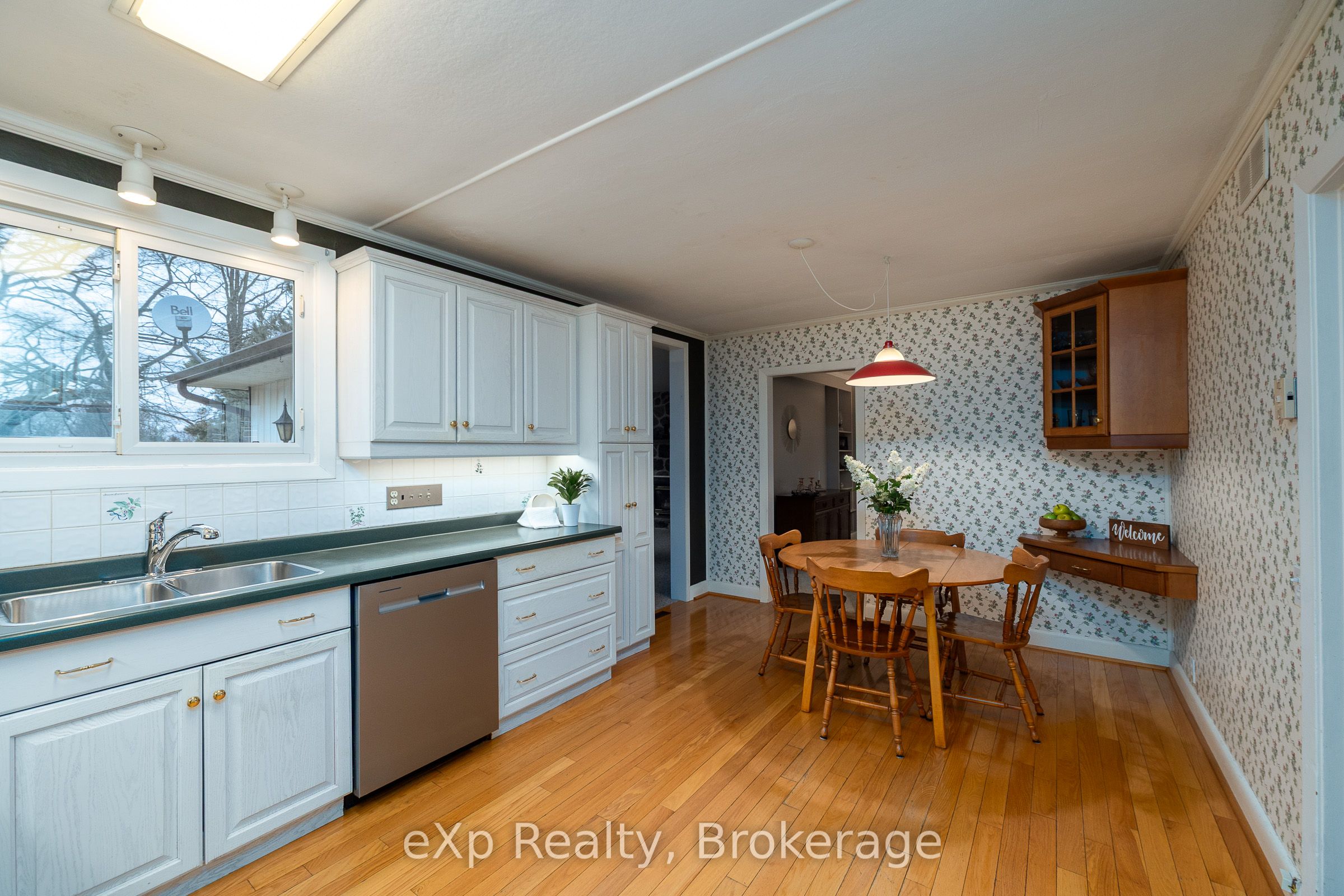 570 7th Street W Property Photo 28