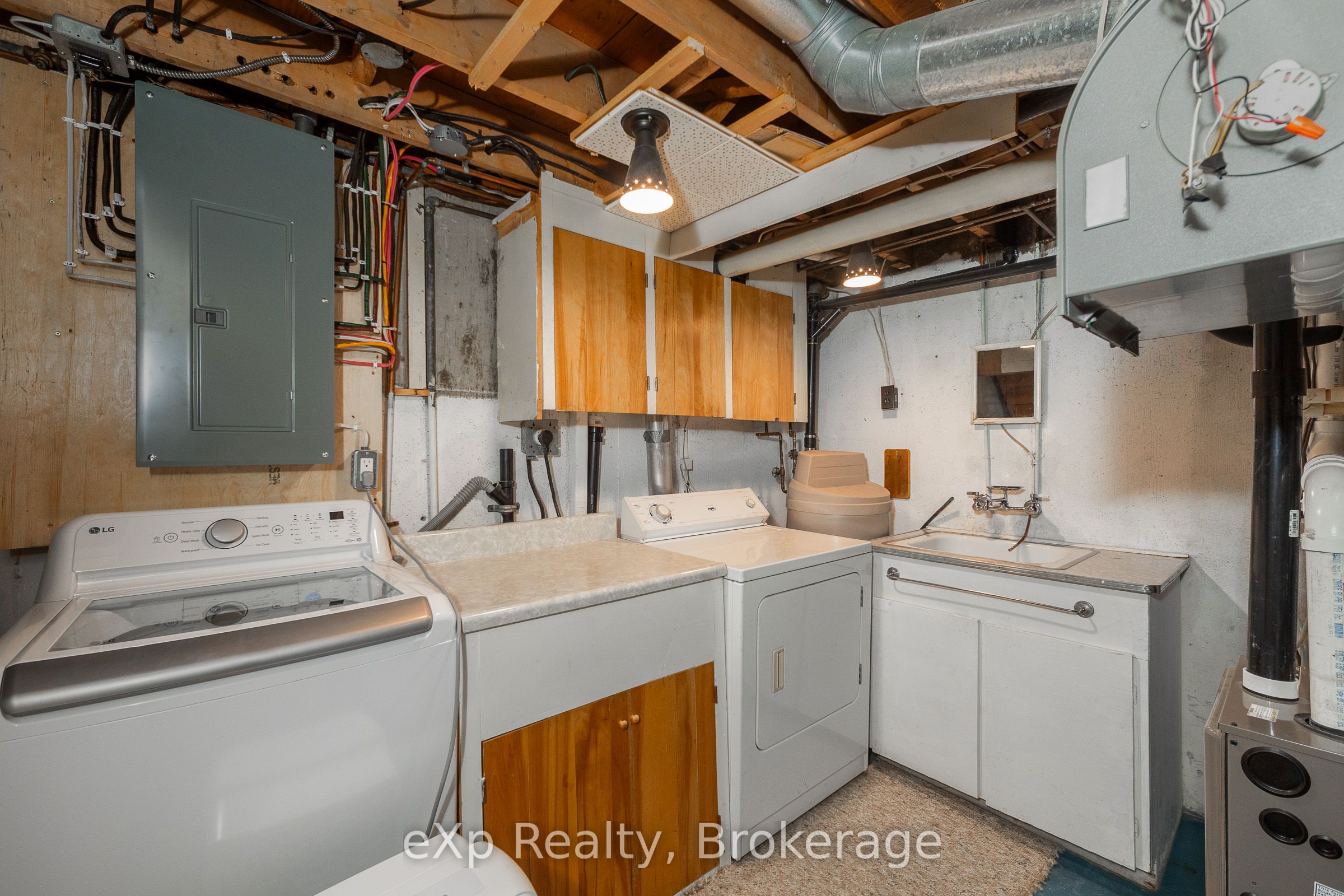 570 7th Street W Property Photo 43