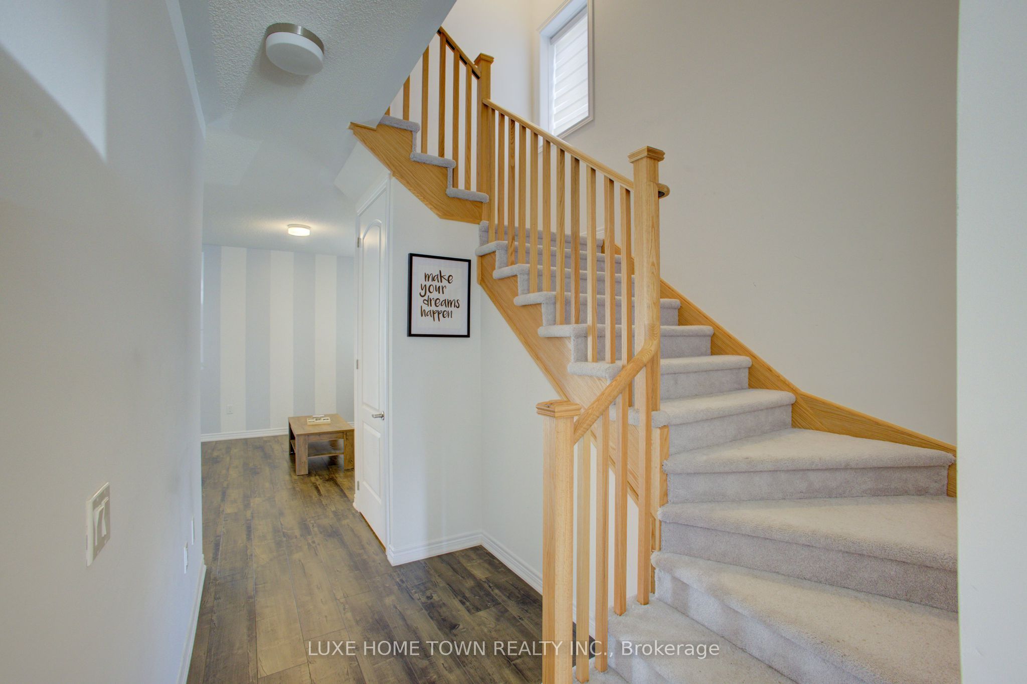 255 Rea Drive Property Photo 7