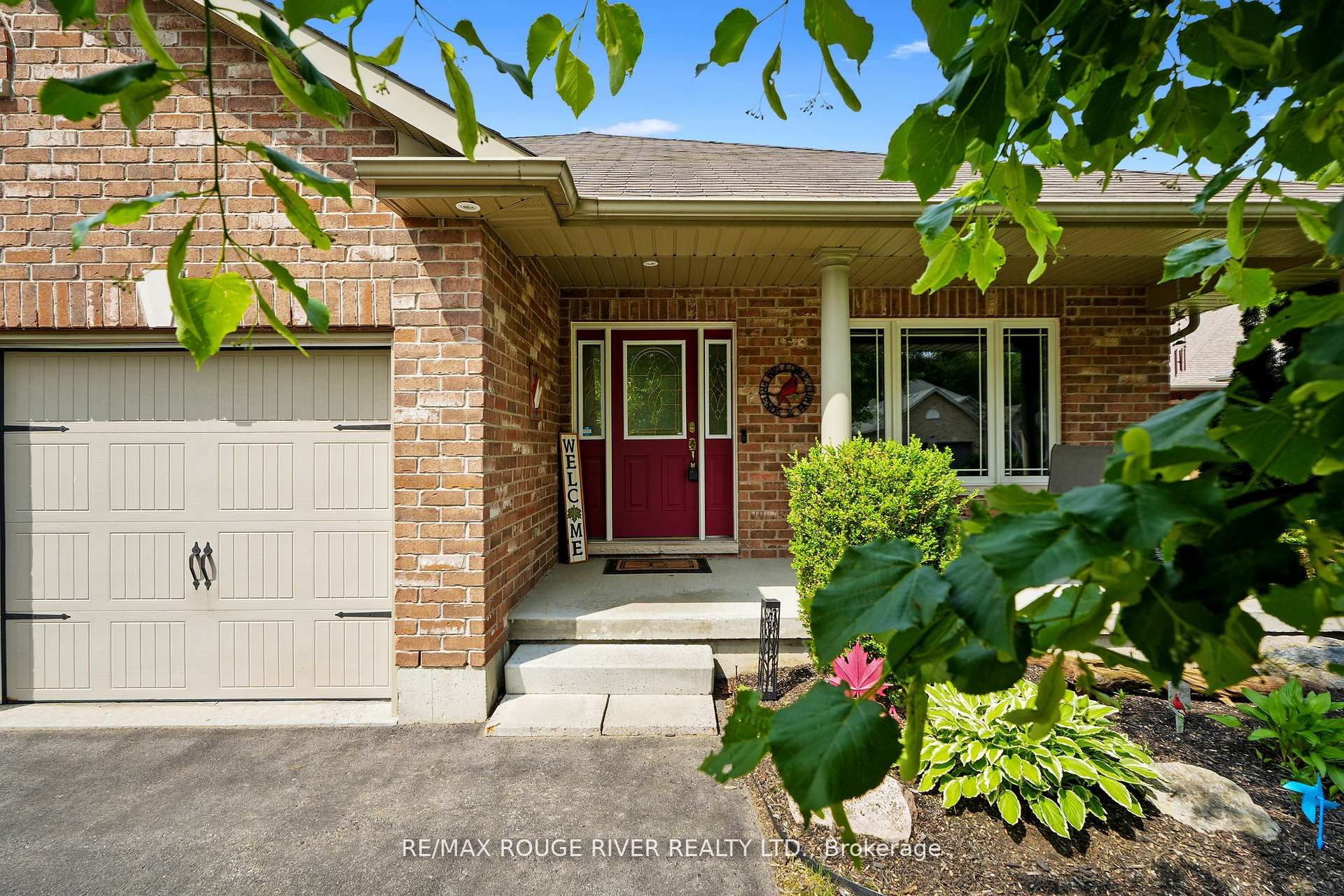 14 Algonquin Avenue Property Photo 1