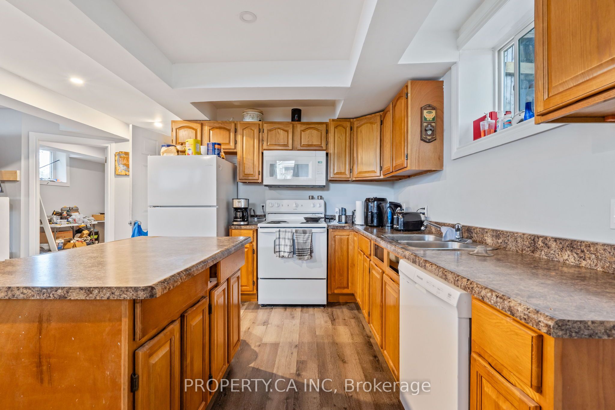 190 Ann Street Property Photo 37
