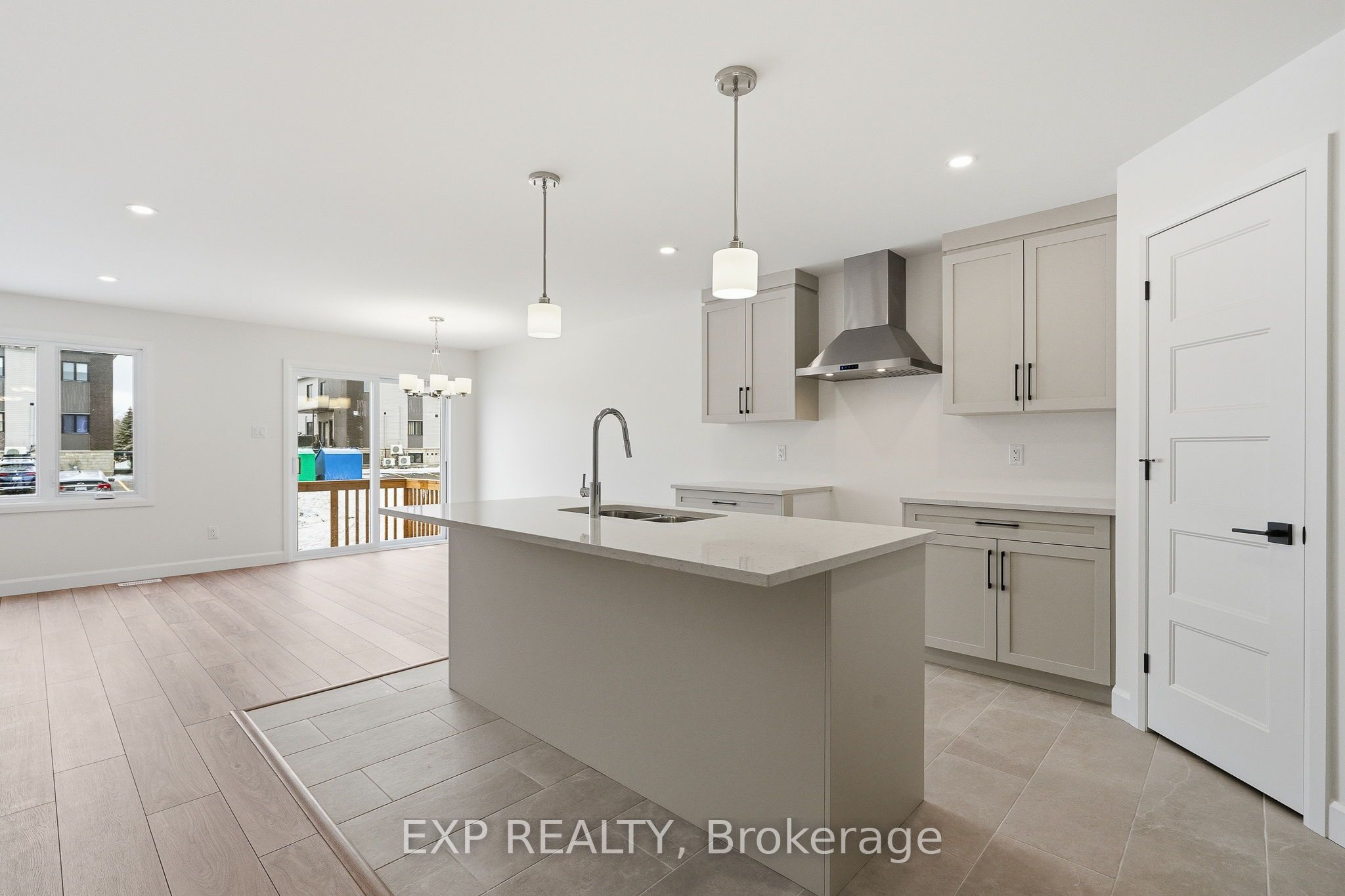 117 Lorie Street Property Photo 4