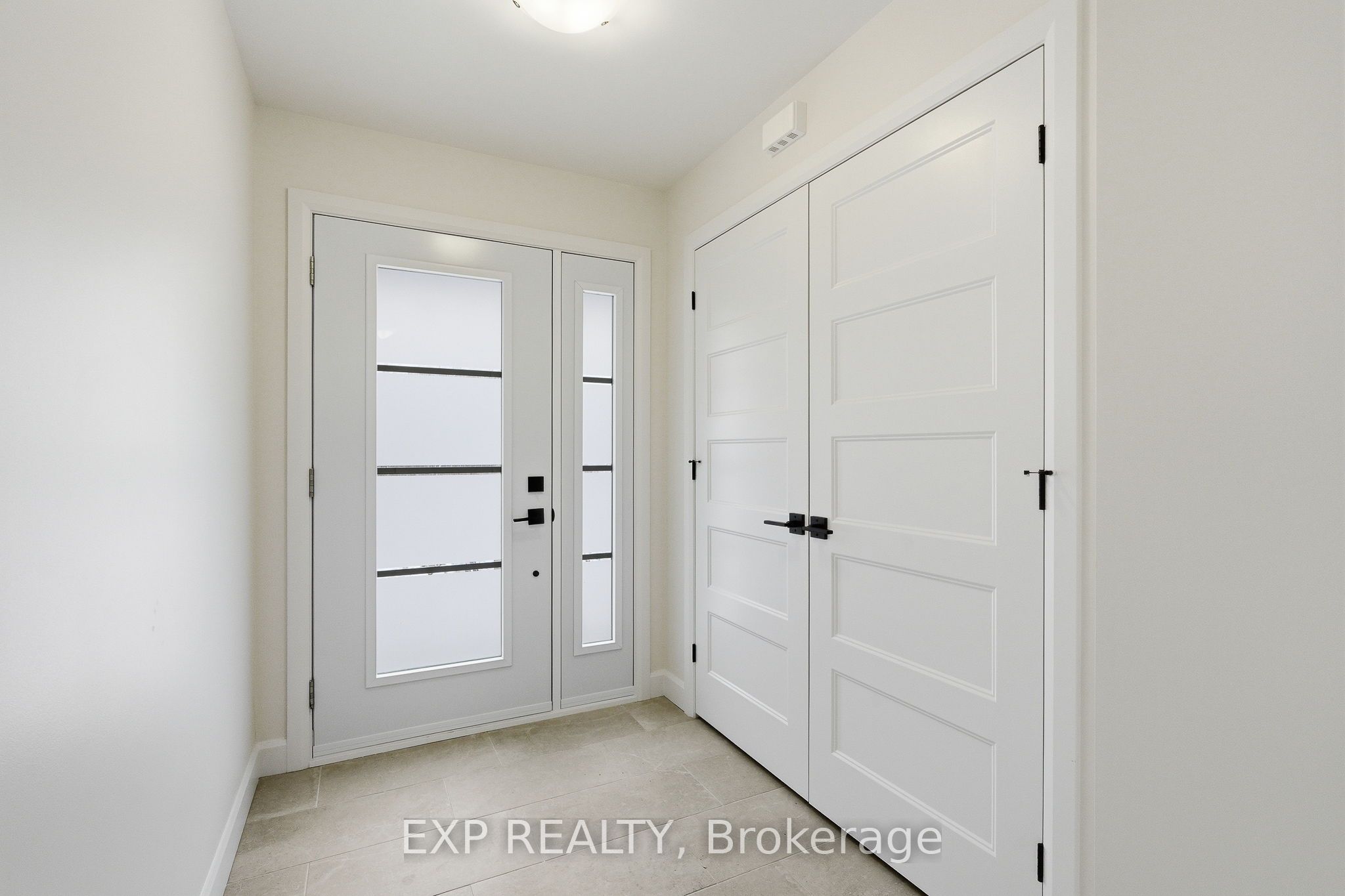 123 Lorie Street Property Photo 2