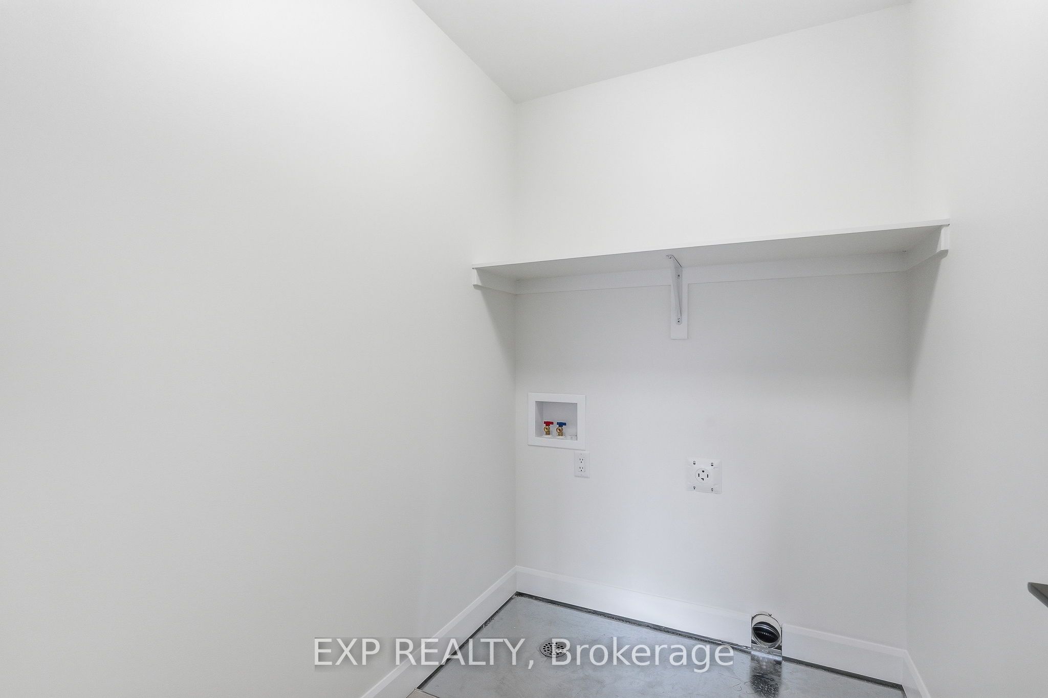 123 Lorie Street Property Photo 15