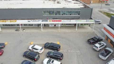 125 George Street N Property Photo 4