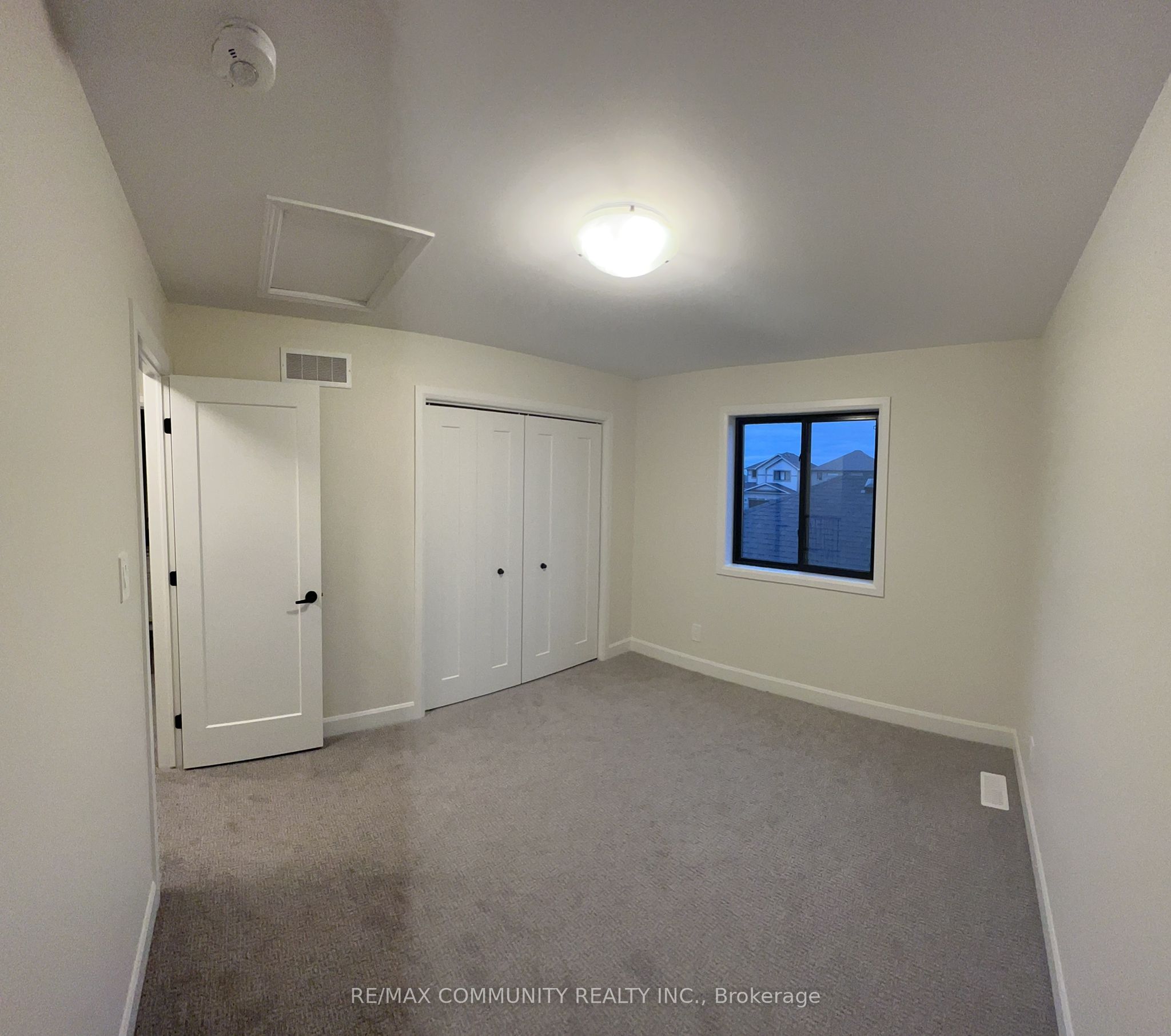 96 Riverstone Way Property Photo 12