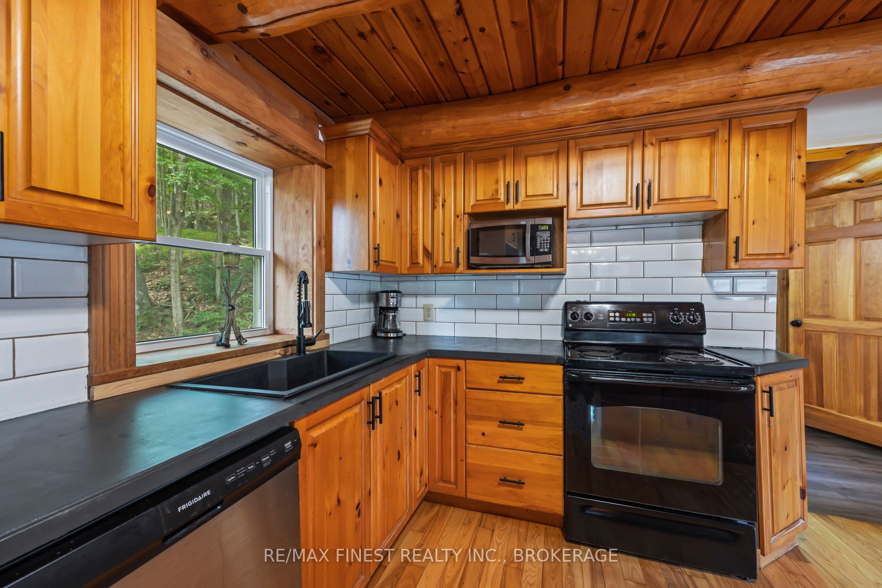 7679 Perth Road Property Photo 25