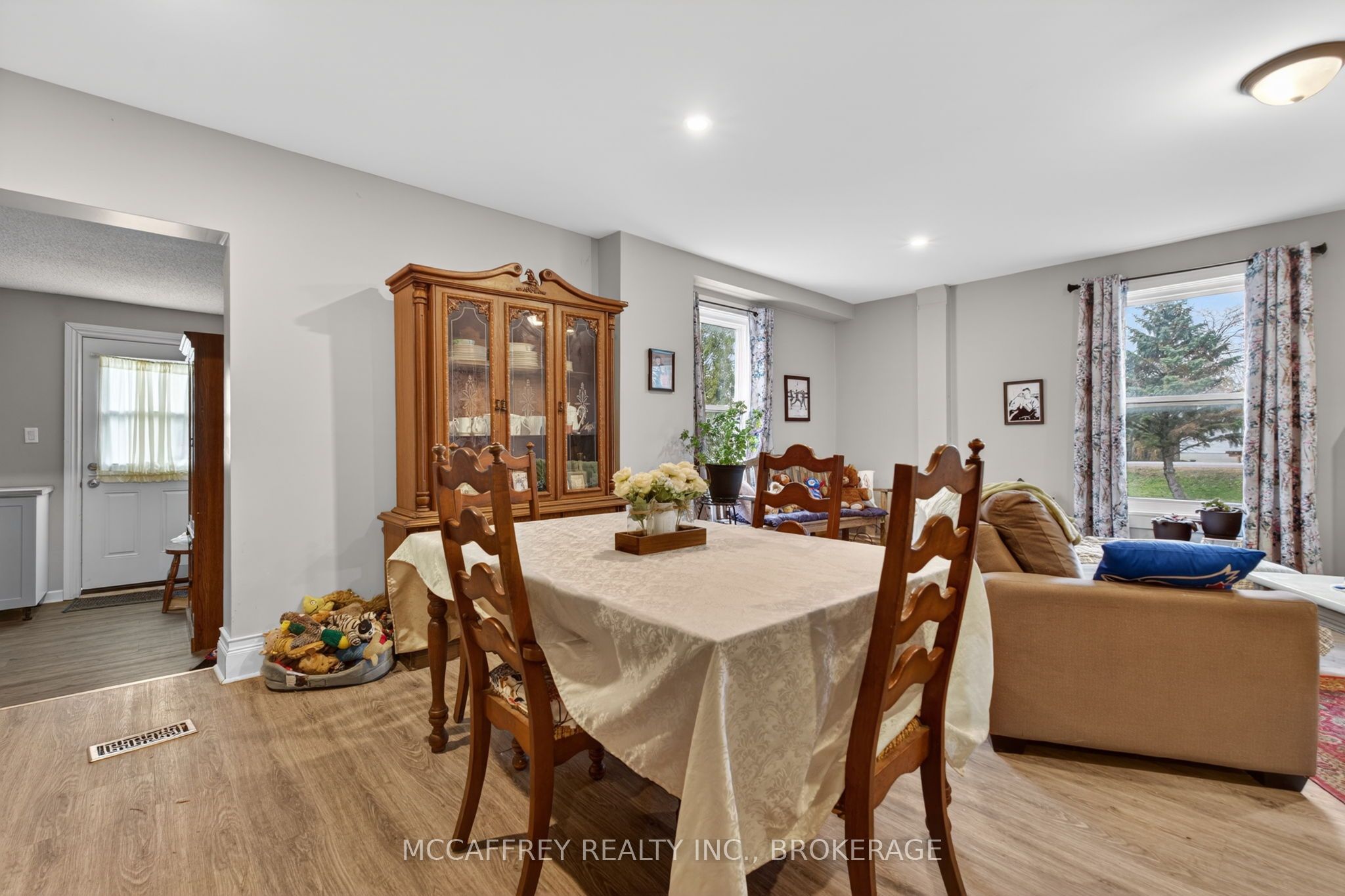 5 Railway Street Property Photo 5