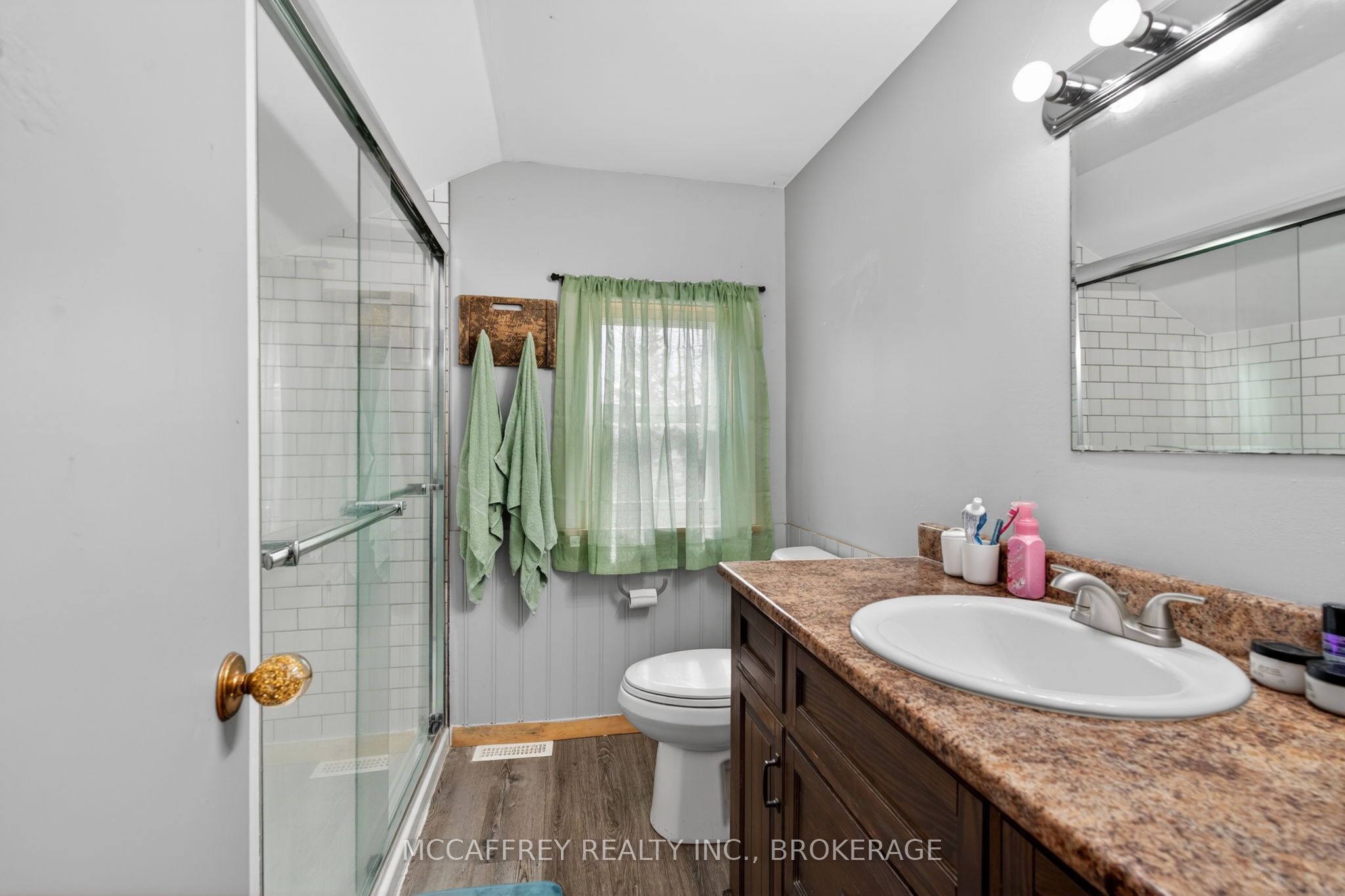 5 Railway Street Property Photo 15