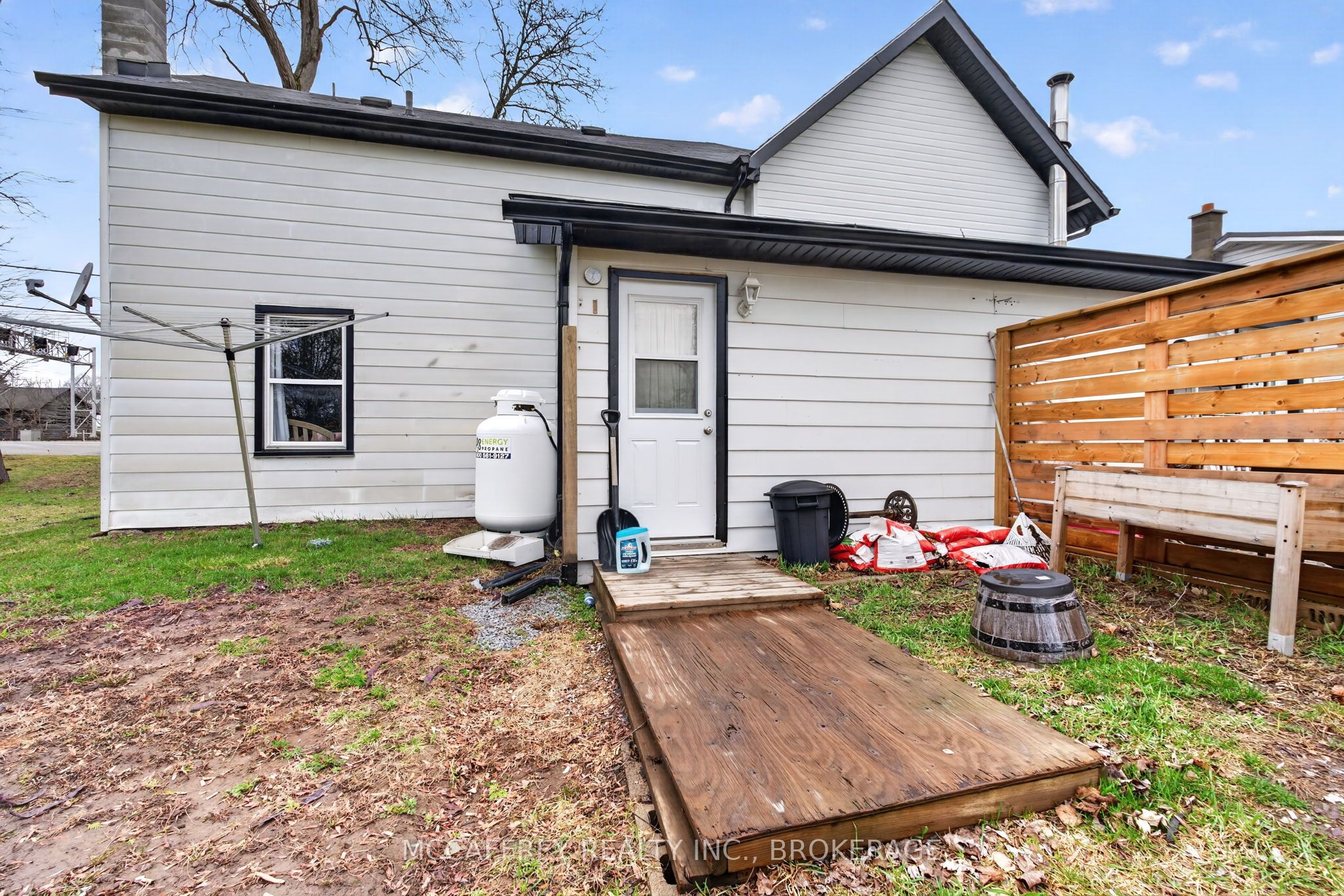5 Railway Street Property Photo 21