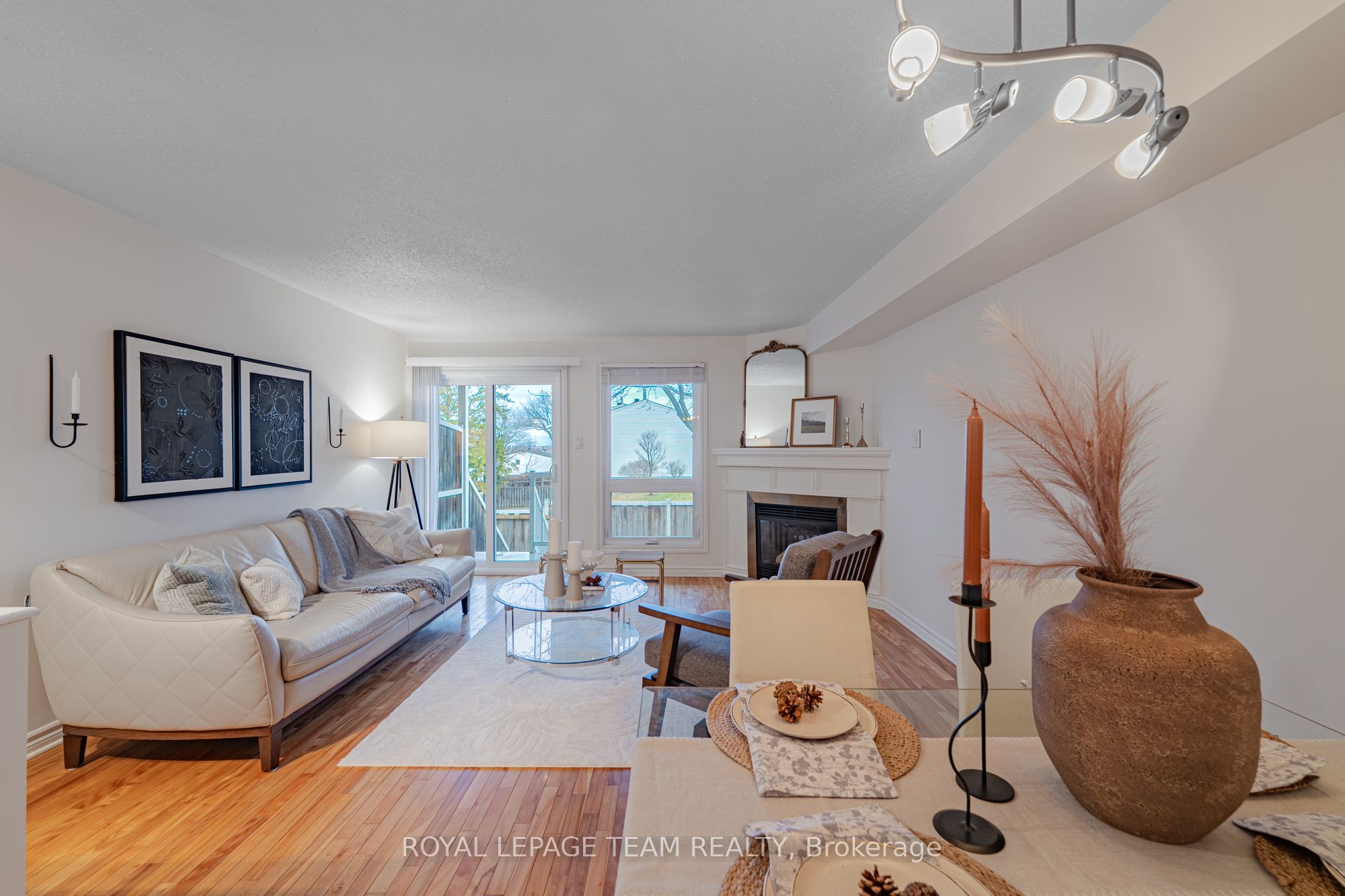 1615 Locksley Lane Property Photo 10
