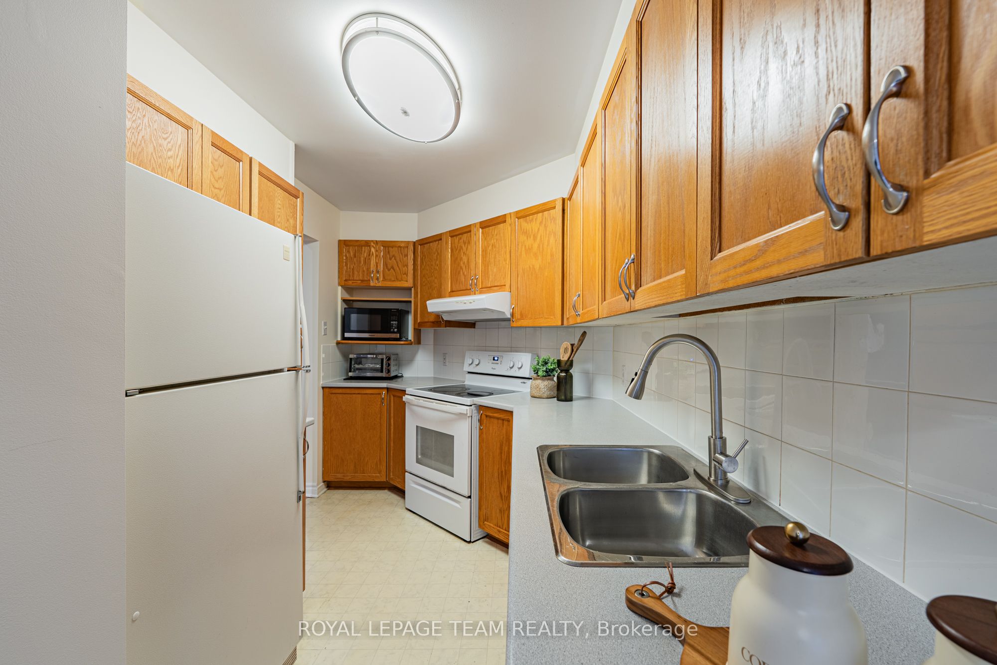 1615 Locksley Lane Property Photo 26