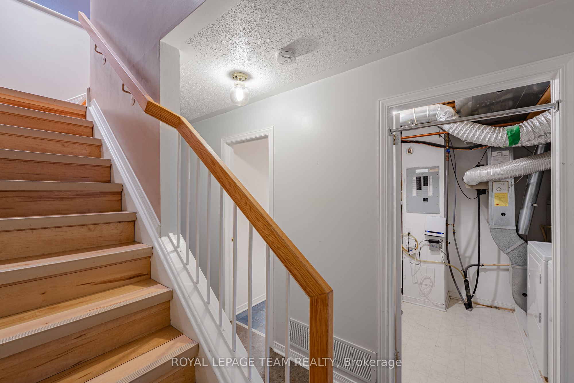 1615 Locksley Lane Property Photo 28