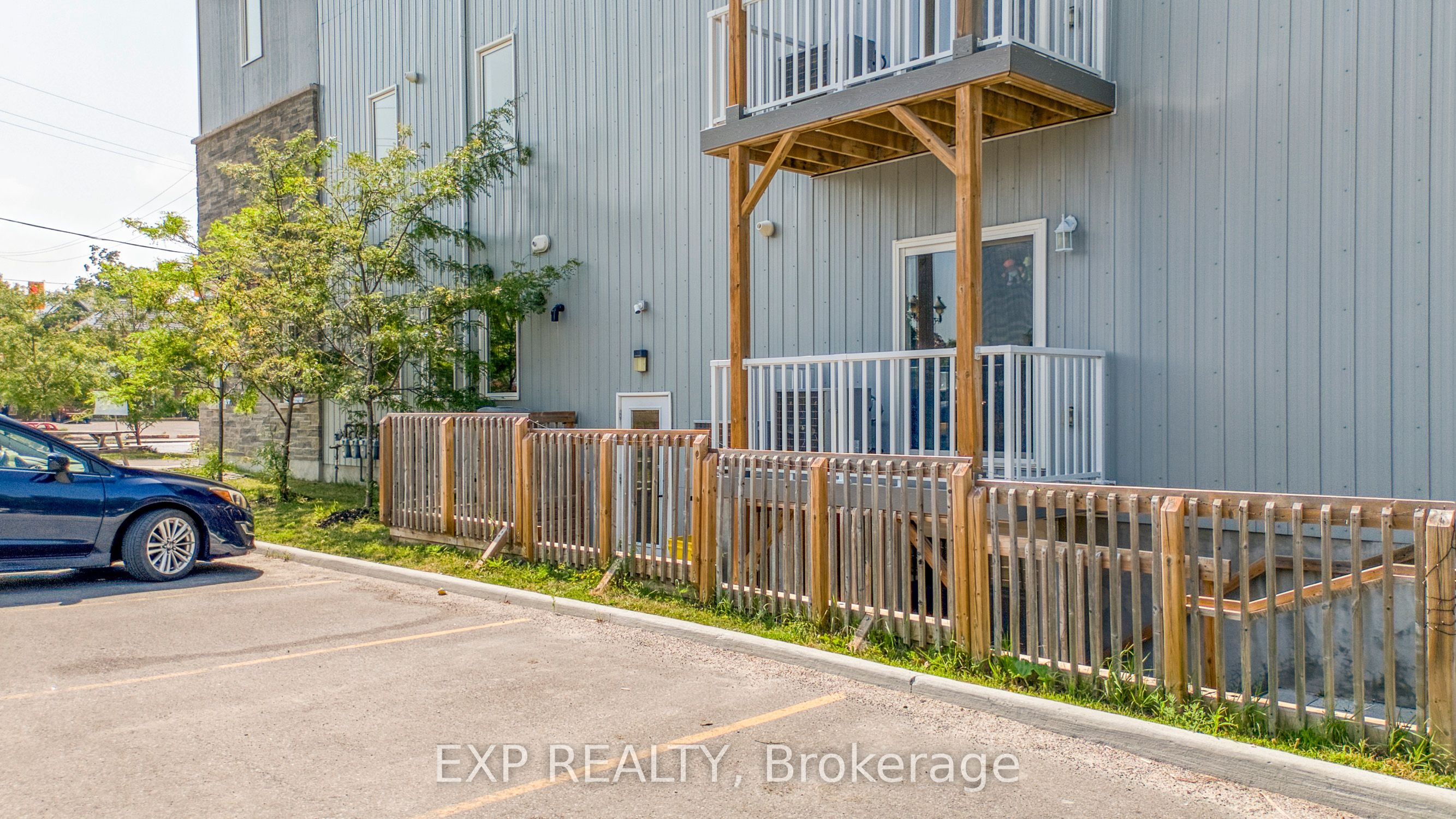 17 Moore Street Property Photo 6