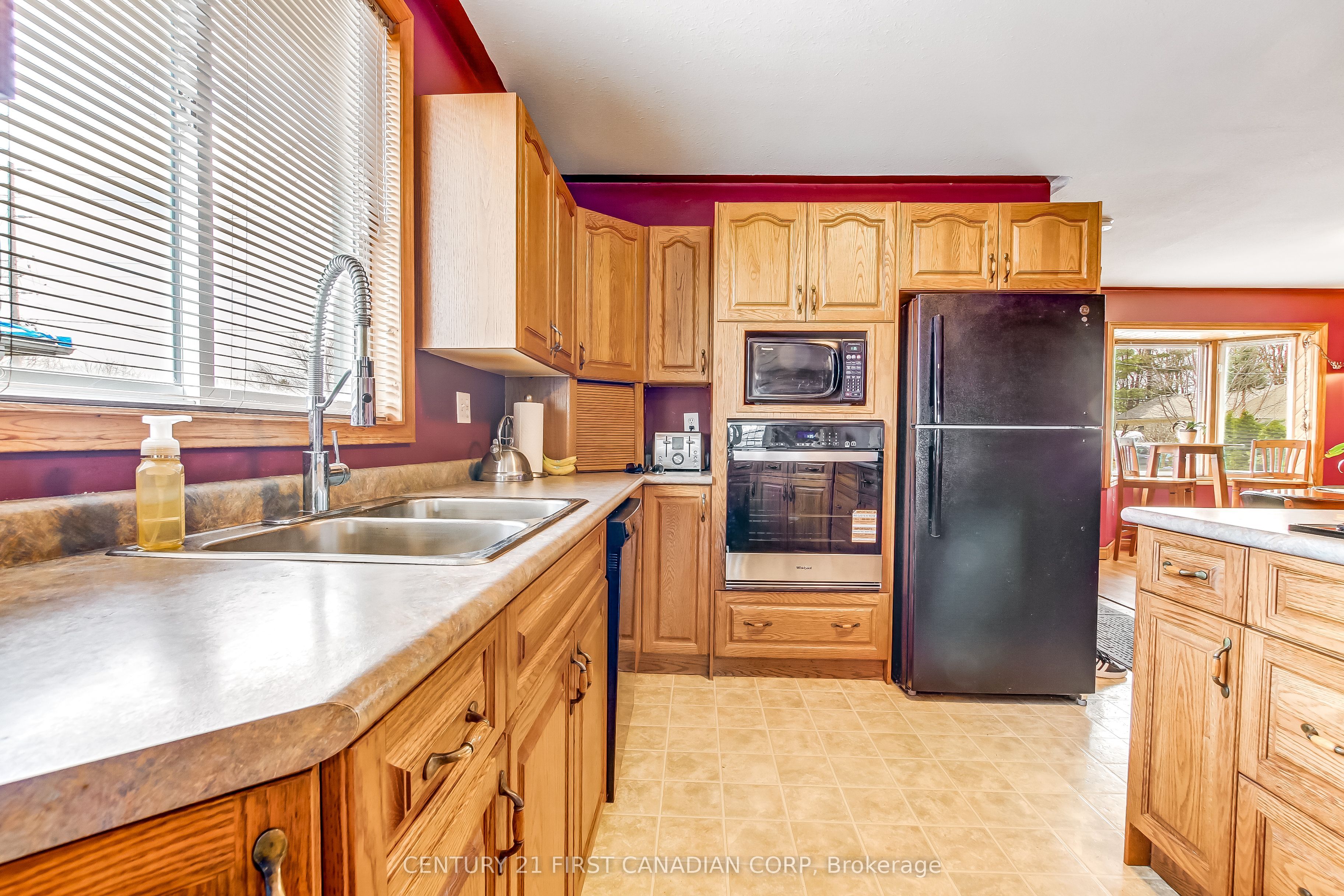 114 Connaught Avenue Property Photo 8