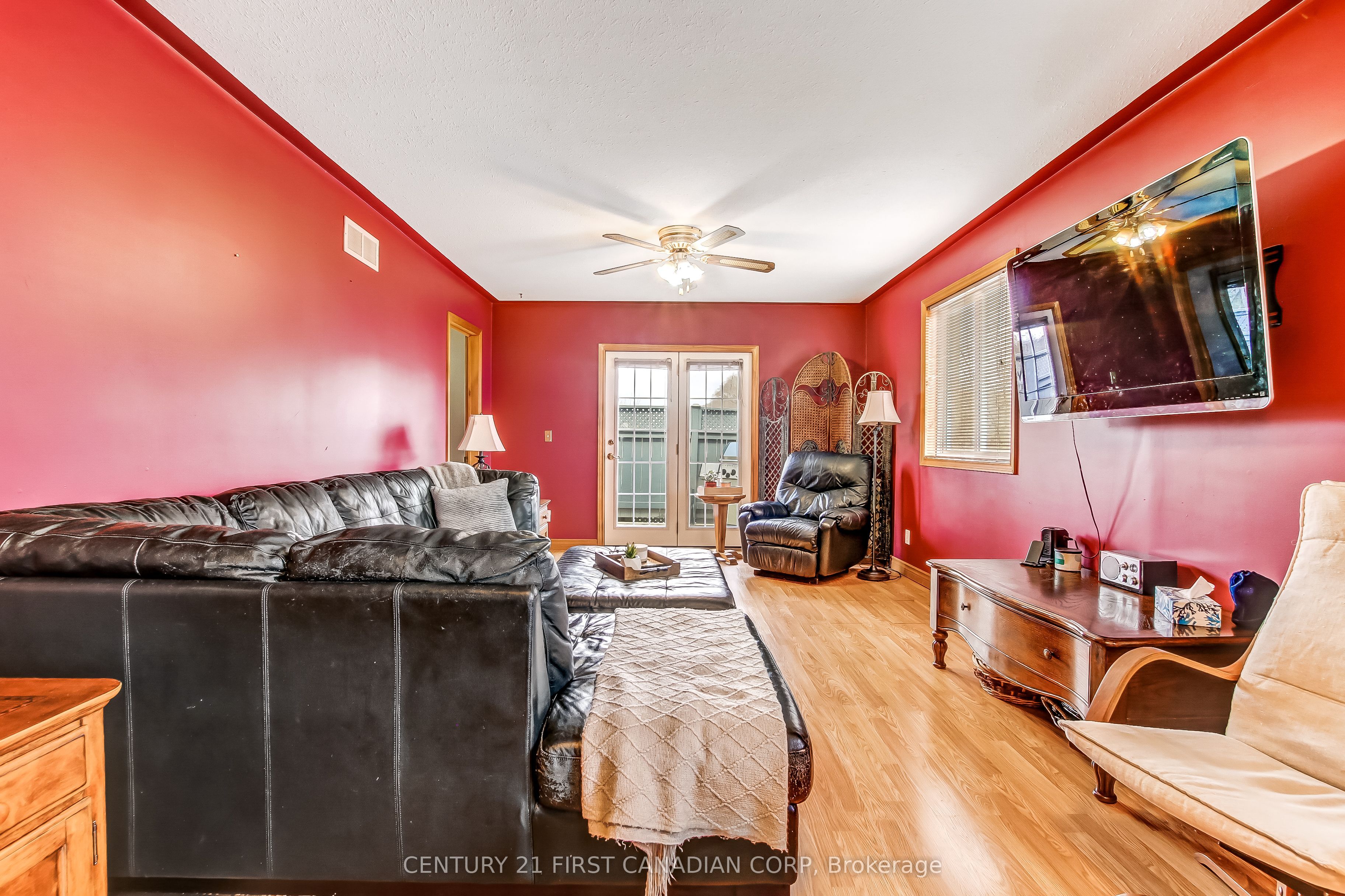 114 Connaught Avenue Property Photo 9