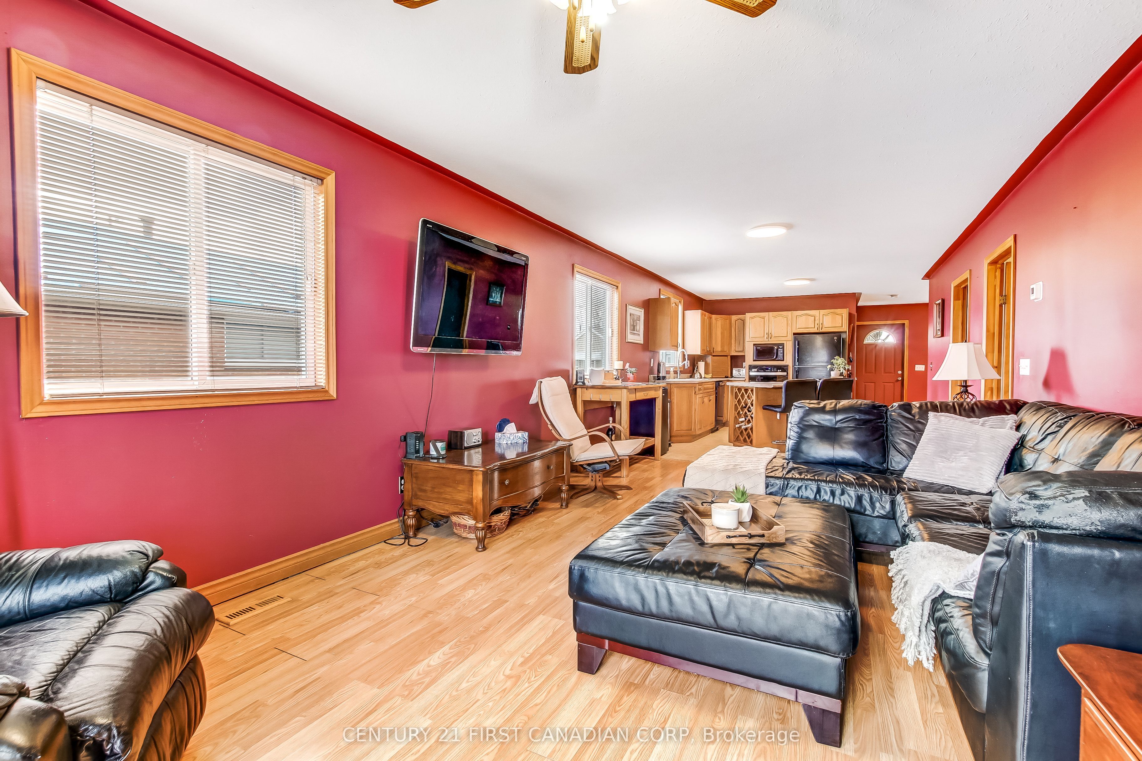 114 Connaught Avenue Property Photo 10