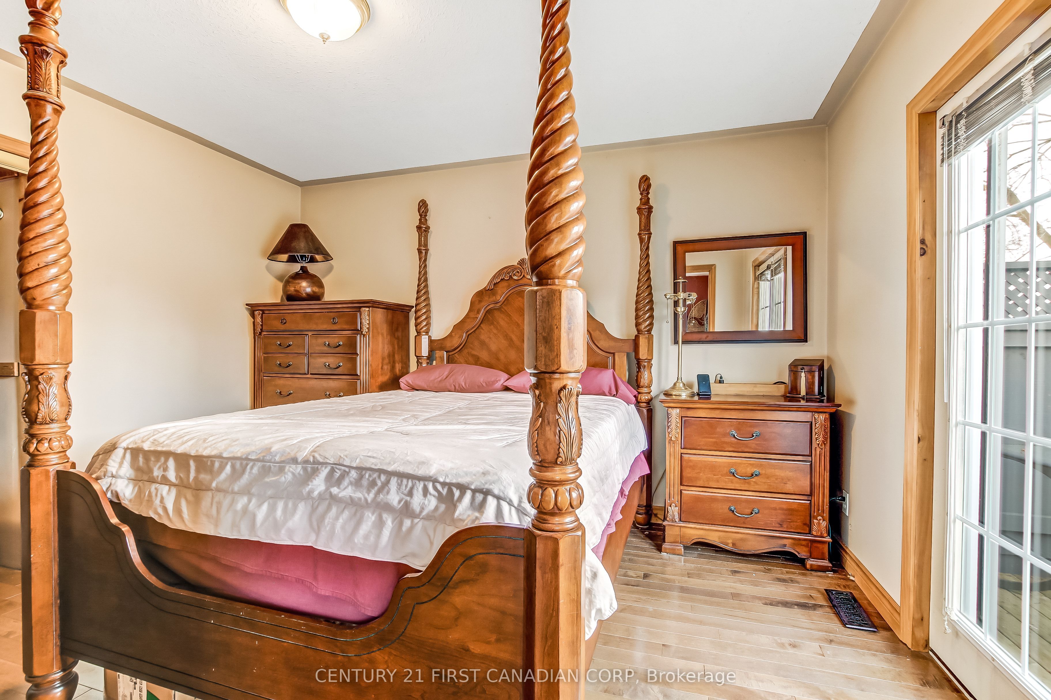 114 Connaught Avenue Property Photo 11