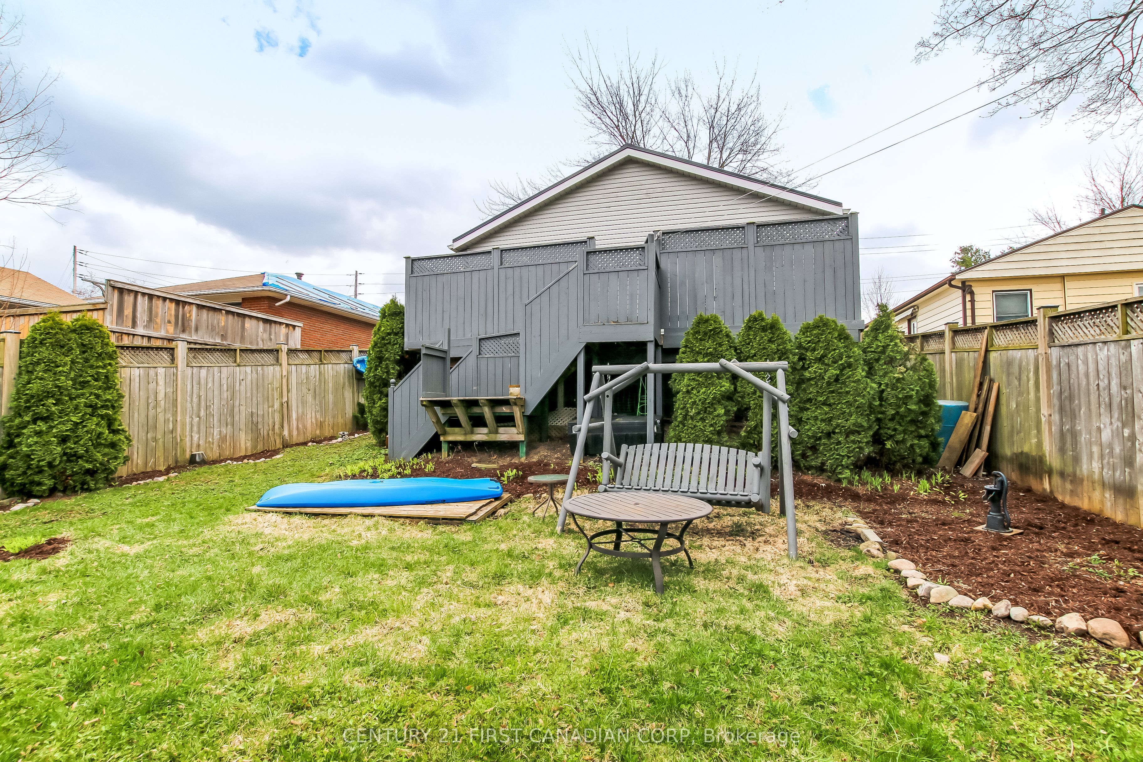 114 Connaught Avenue Property Photo 24
