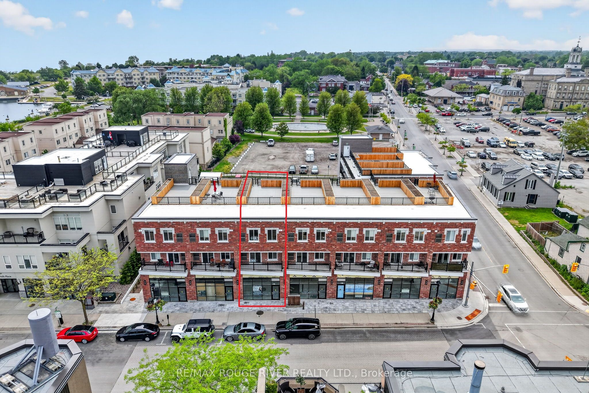 185 Division Street 108 Property Photo 3