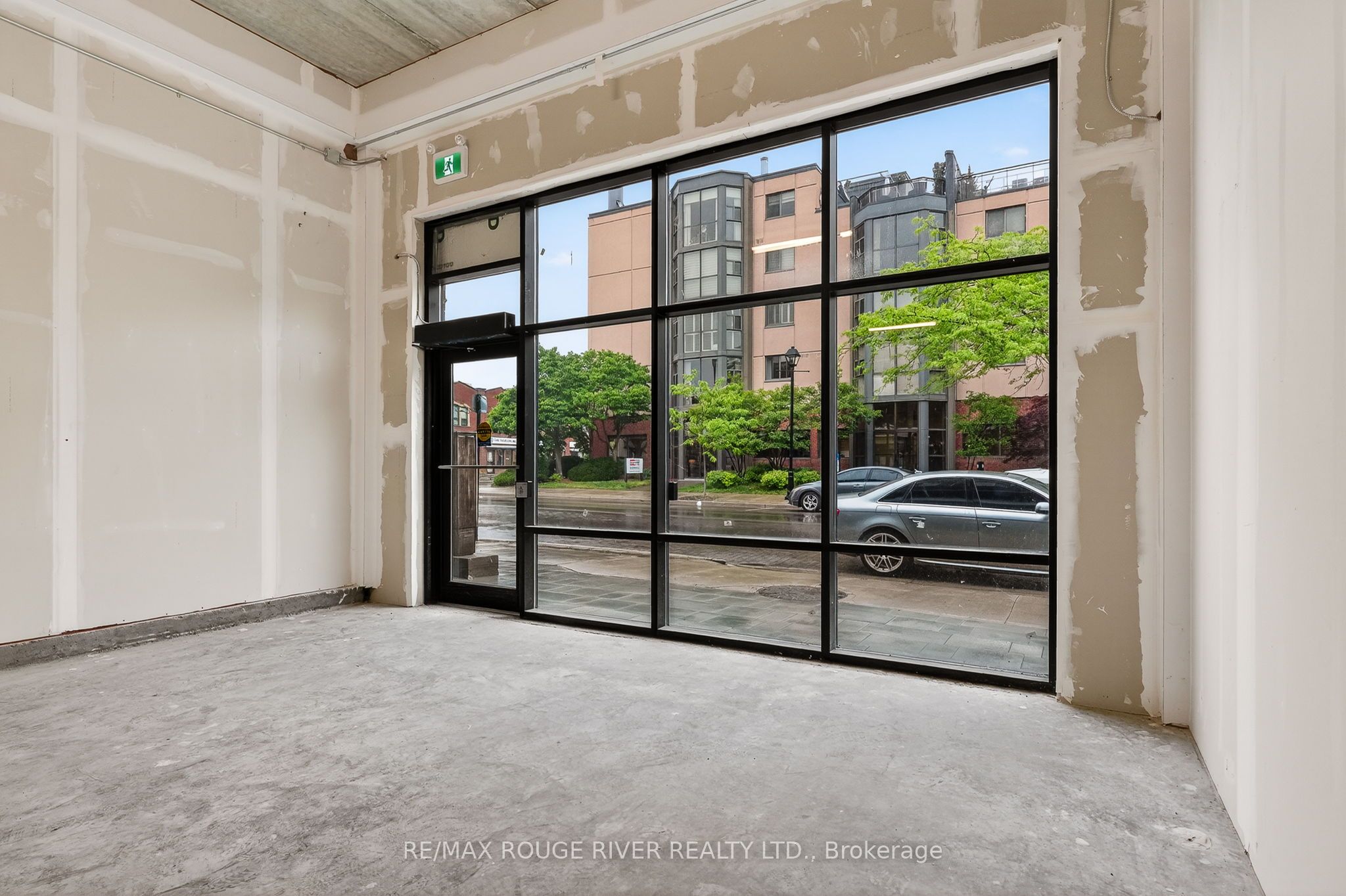 185 Division Street 108 Property Photo 11