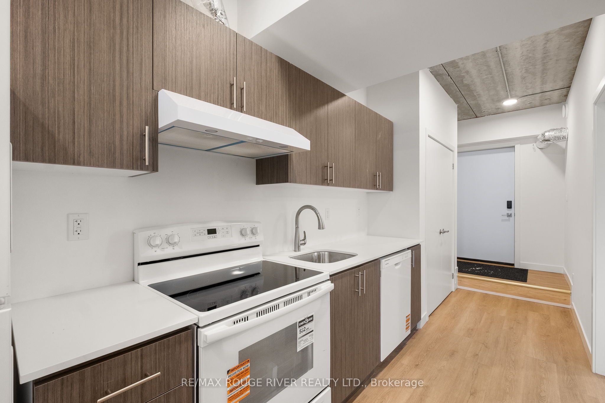 185 Division Street 108 Property Photo 34
