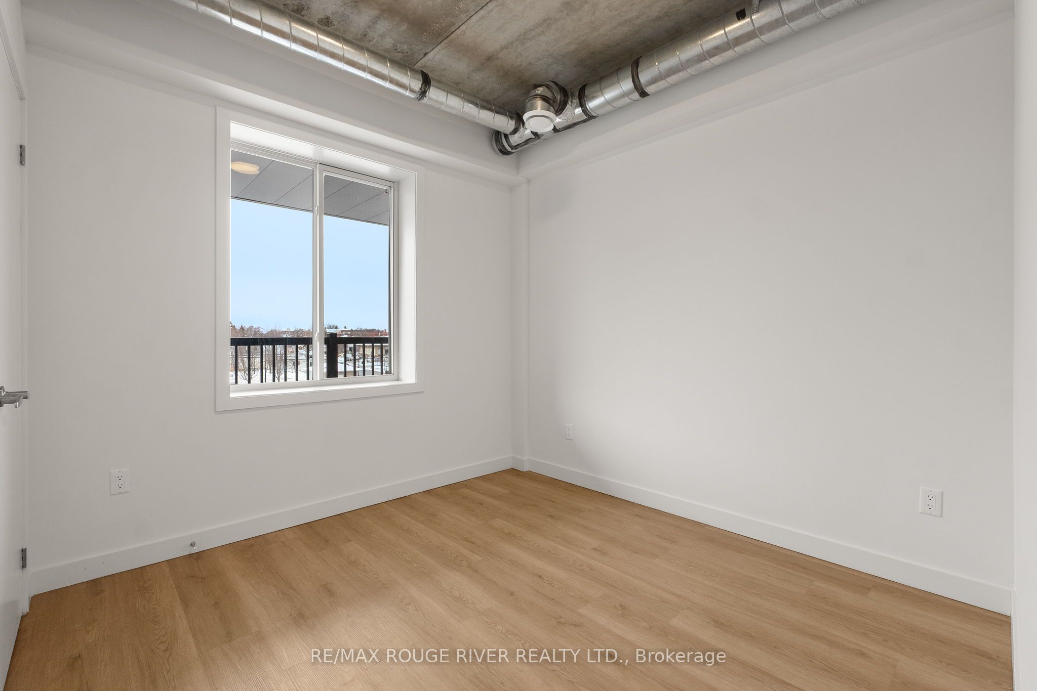 185 Division Street 108 Property Photo 41