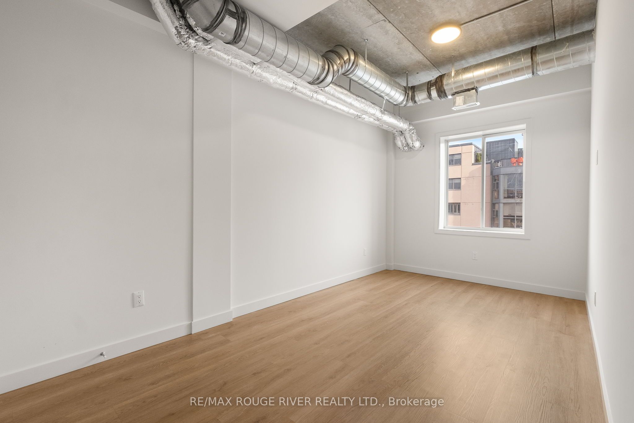 185 Division Street 108 Property Photo 45