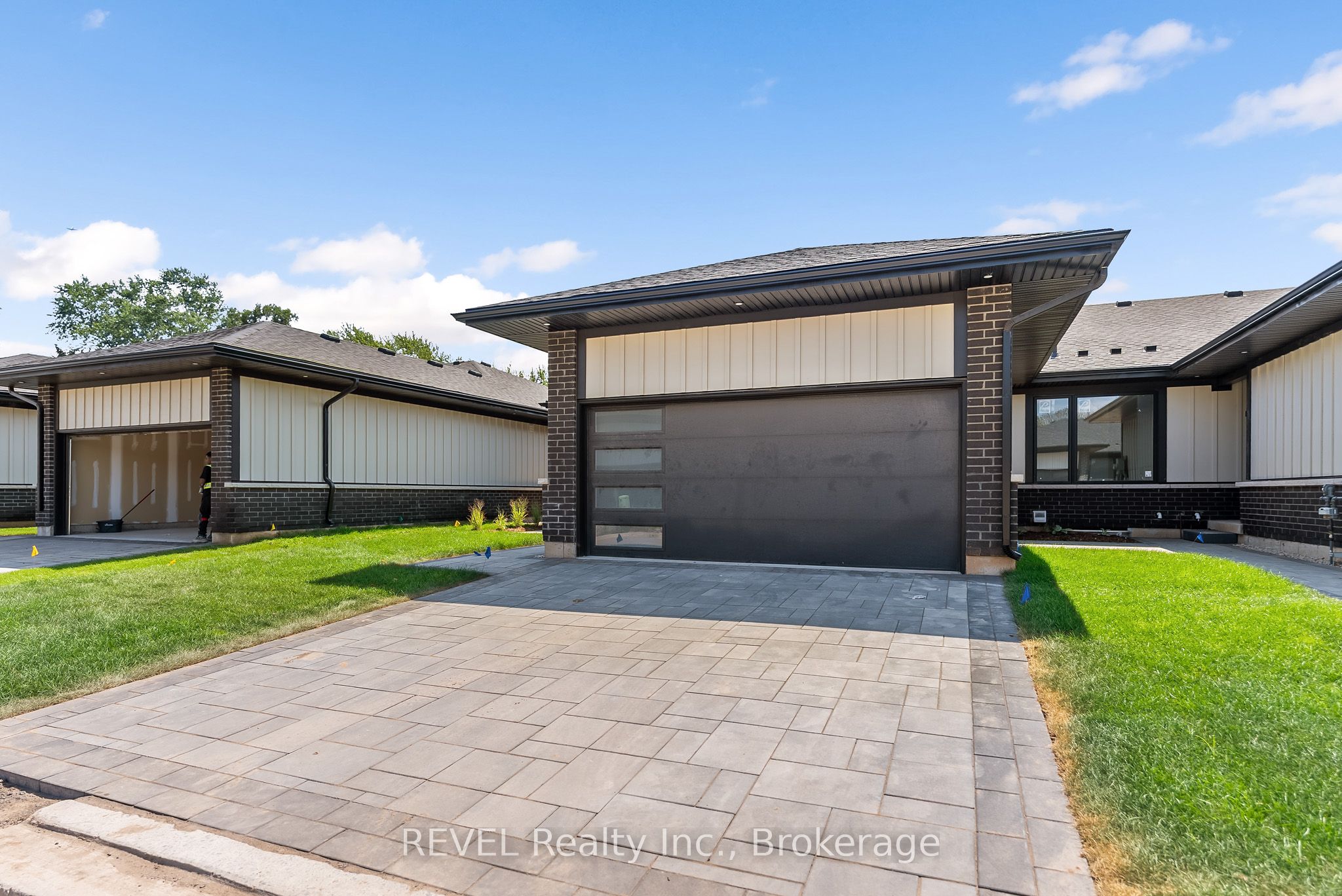 8 Accursi Crescent Property Photo 39
