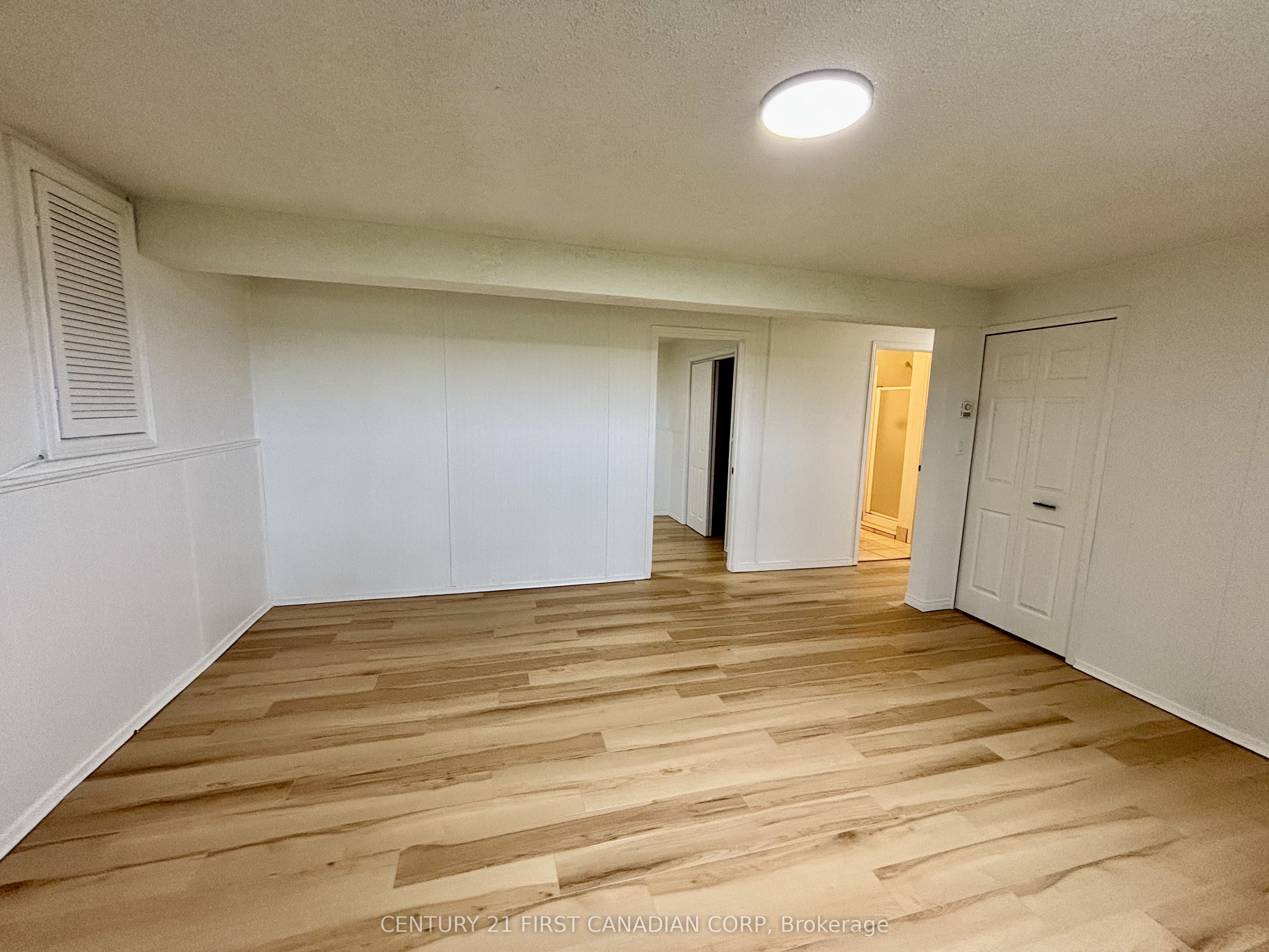 70986 B Line Property Photo 30