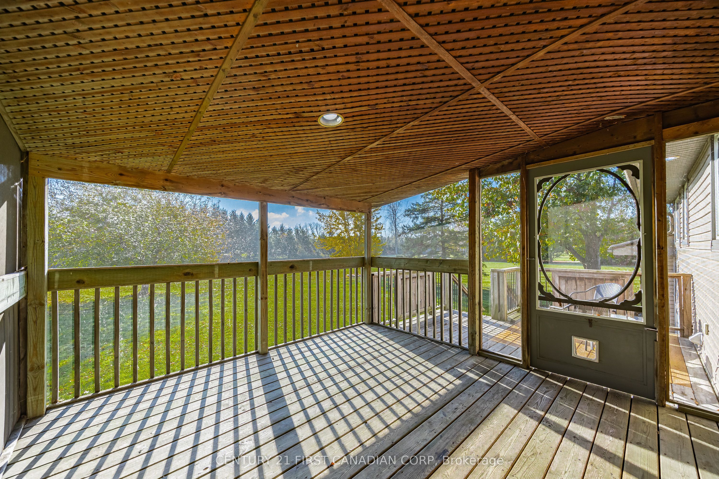 70986 B Line Property Photo 42